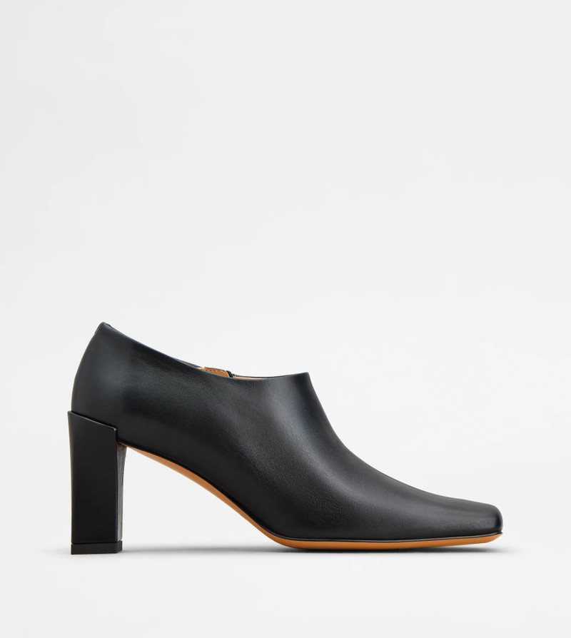 ANKLE BOOTS IN LEATHER - BLACK - 1