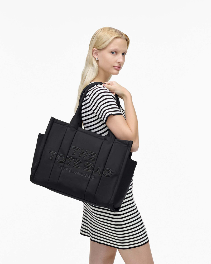 Marc Jacobs THE PUFFY NYLON LARGE TOTE BAG outlook