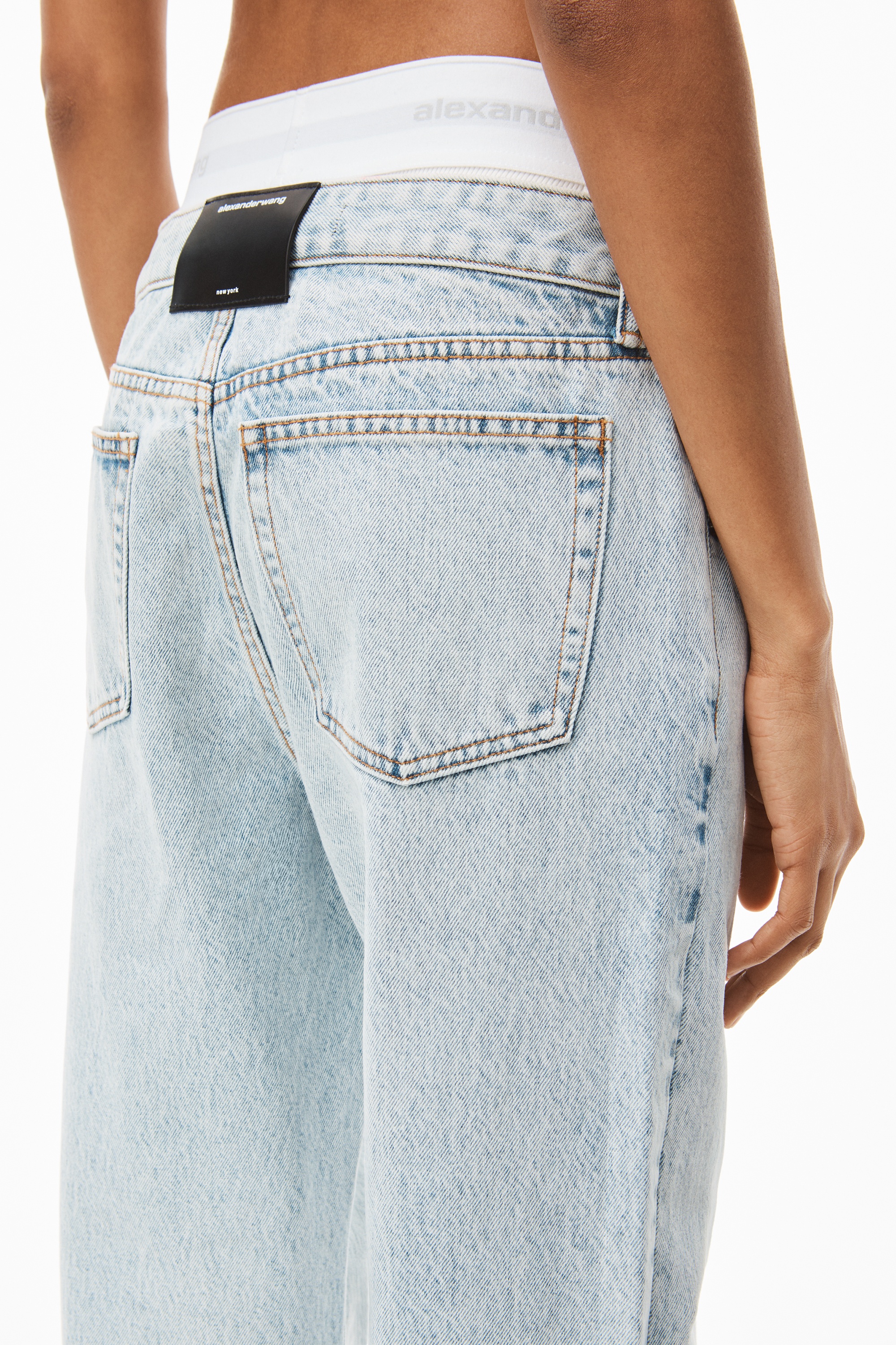 LOGO ELASTIC BRIEF LAYER JEAN IN DENIM - 6