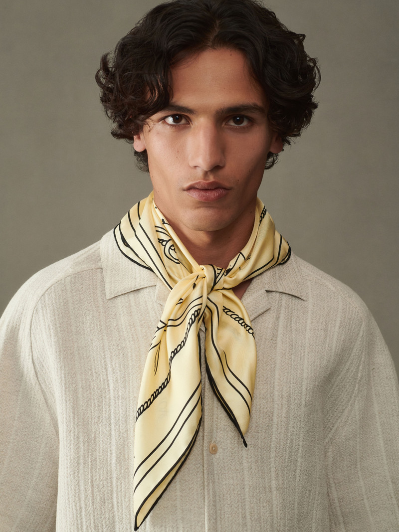 The Dalmatien scarf 4