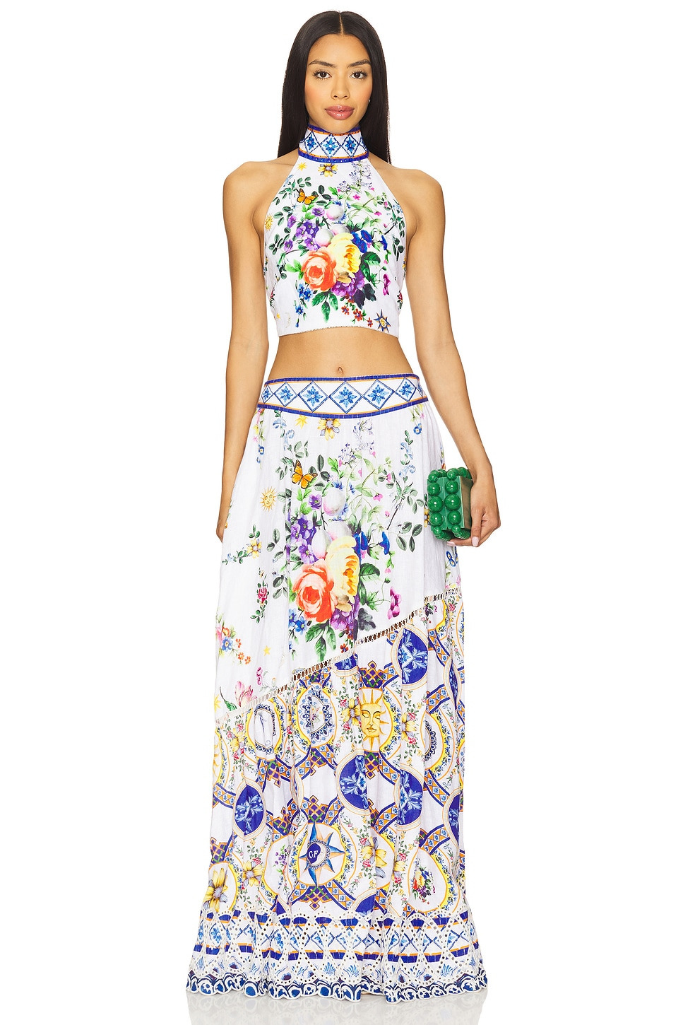 Skirt With Shaped Seam - 5