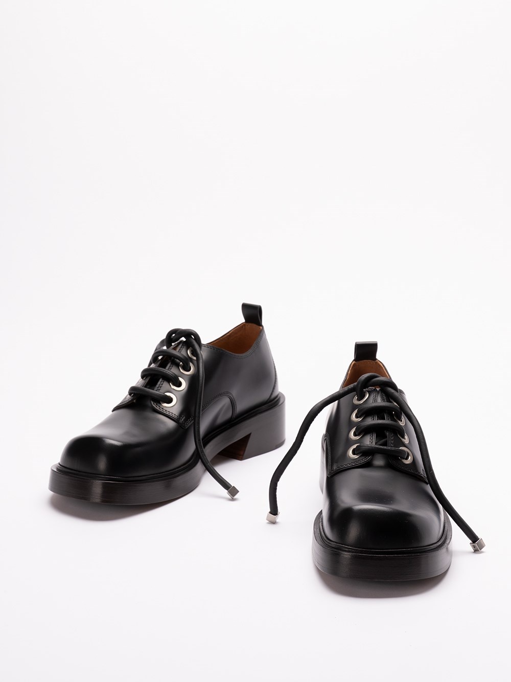 Lace-Up Shoes - 2