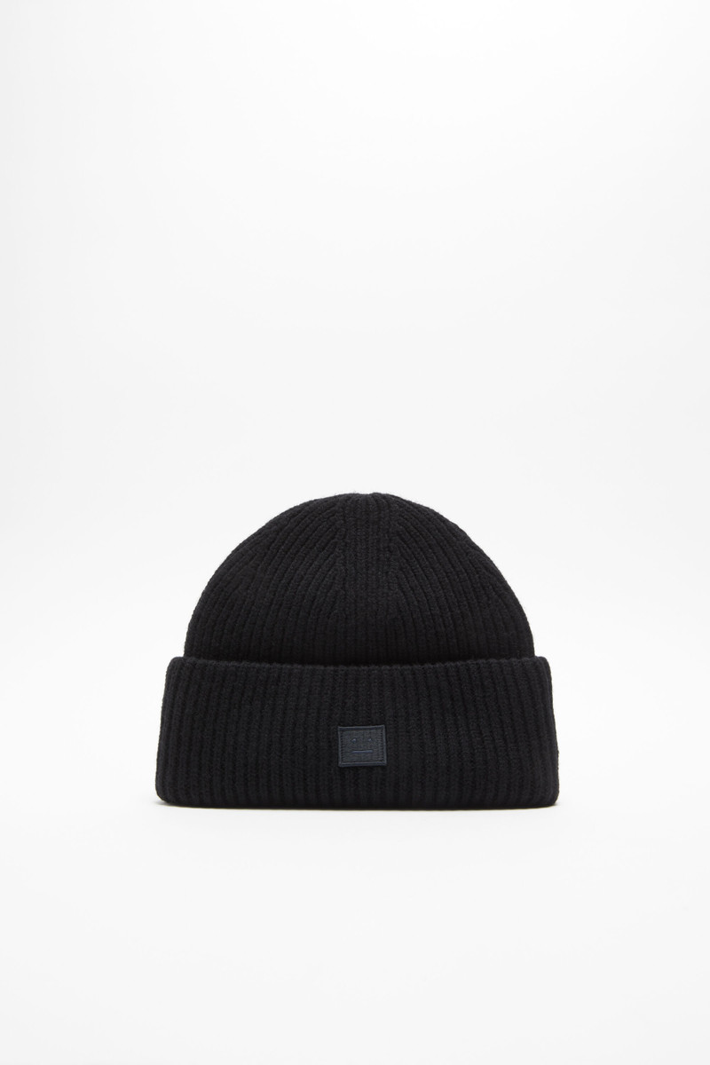 Small face logo beanie - Black 1