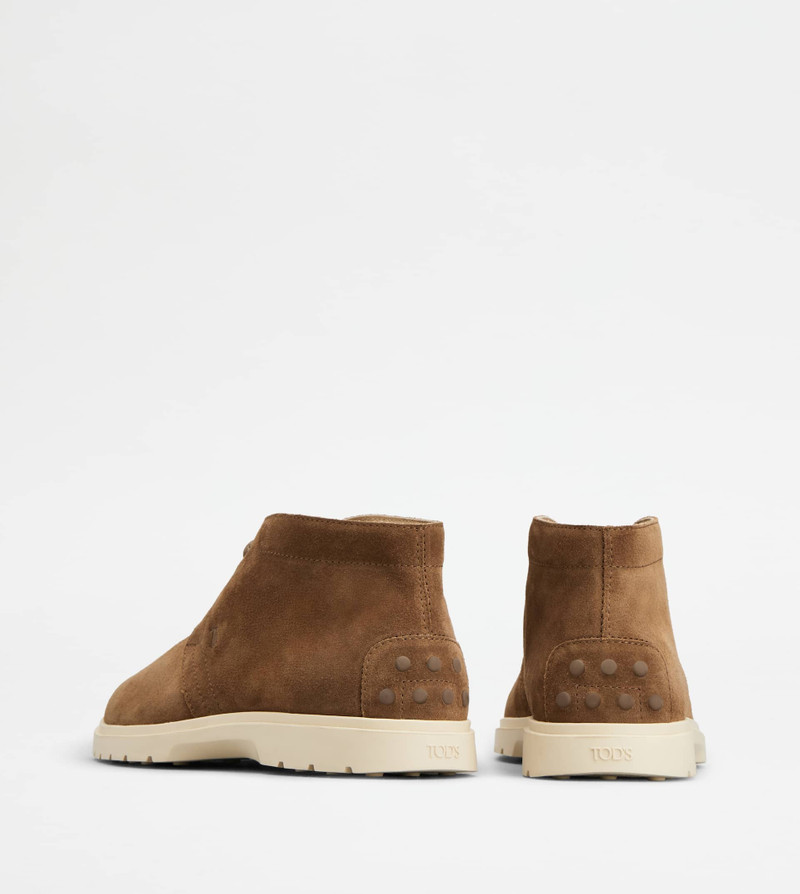 DESERT BOOTS IN SUEDE - BROWN 3