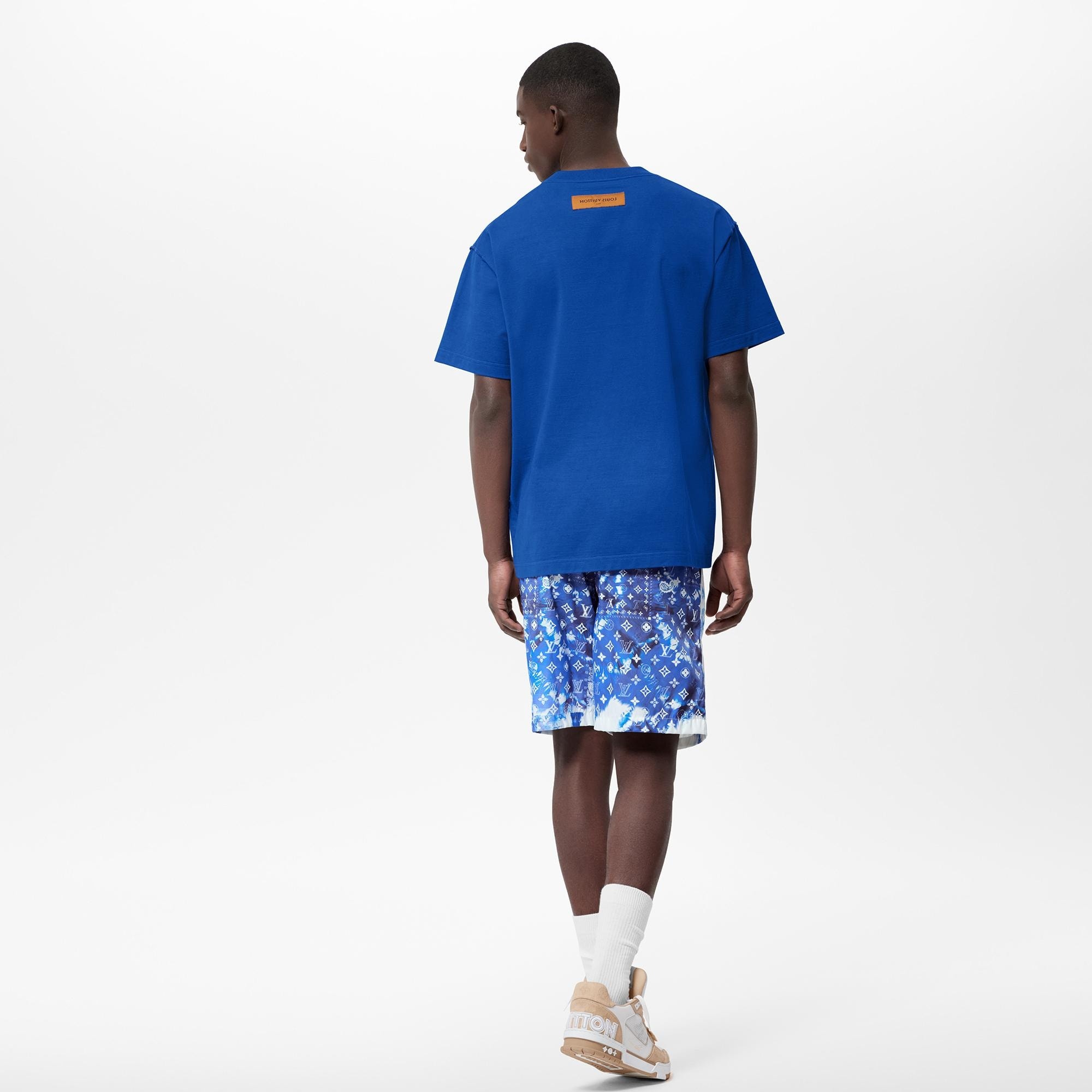 Embossed LV T-Shirt - 4