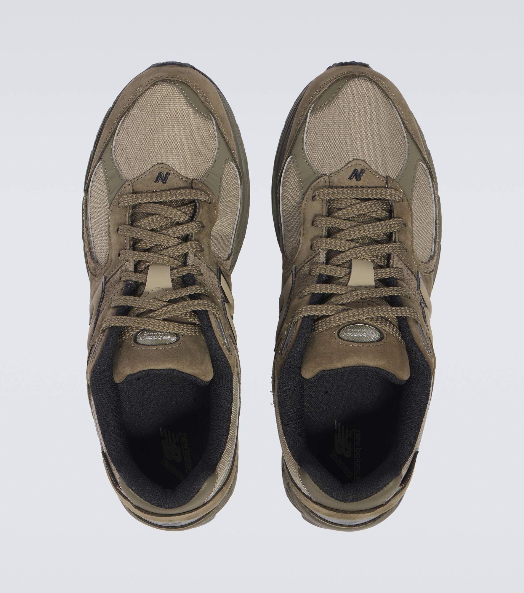 2002R suede-trimmed sneakers - 4