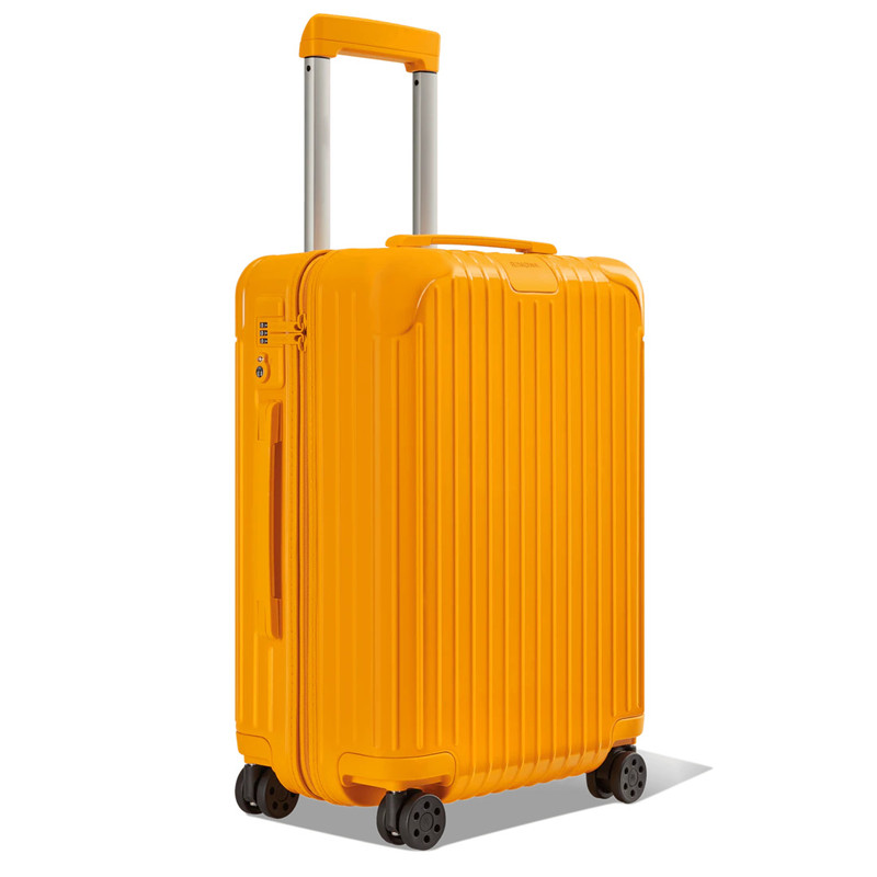 RIMOWA Essential Cabin outlook