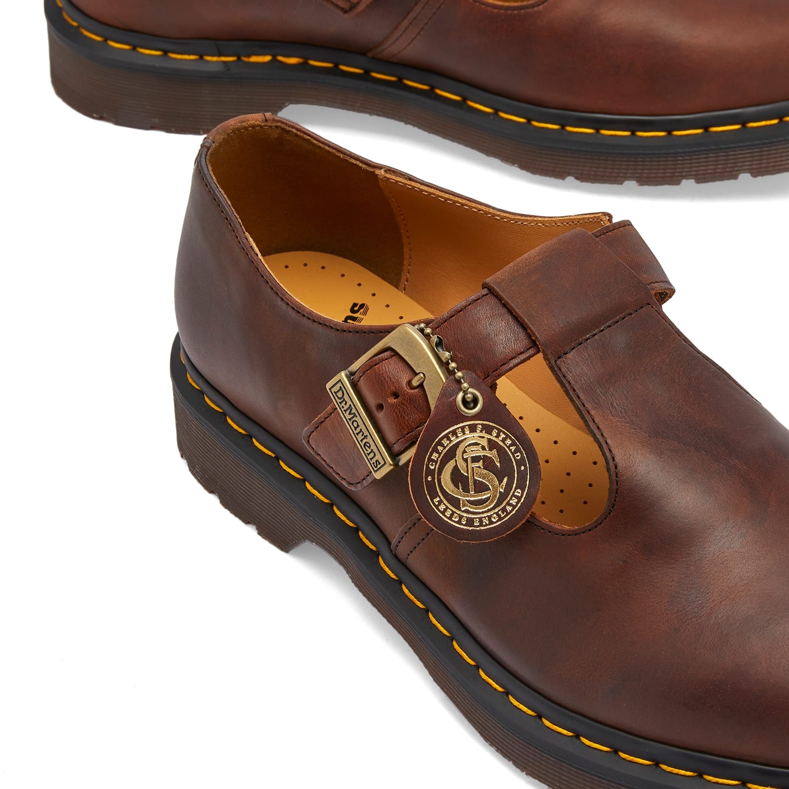 Dr. Martens Dr. Martens T-Bar Shoe Whiskey Regency Calf