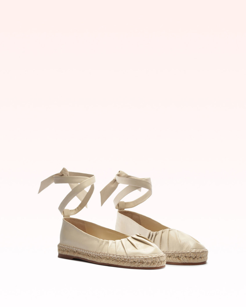 ALEXANDRE BIRMAN JENNA ESPADRILLE SHELL outlook