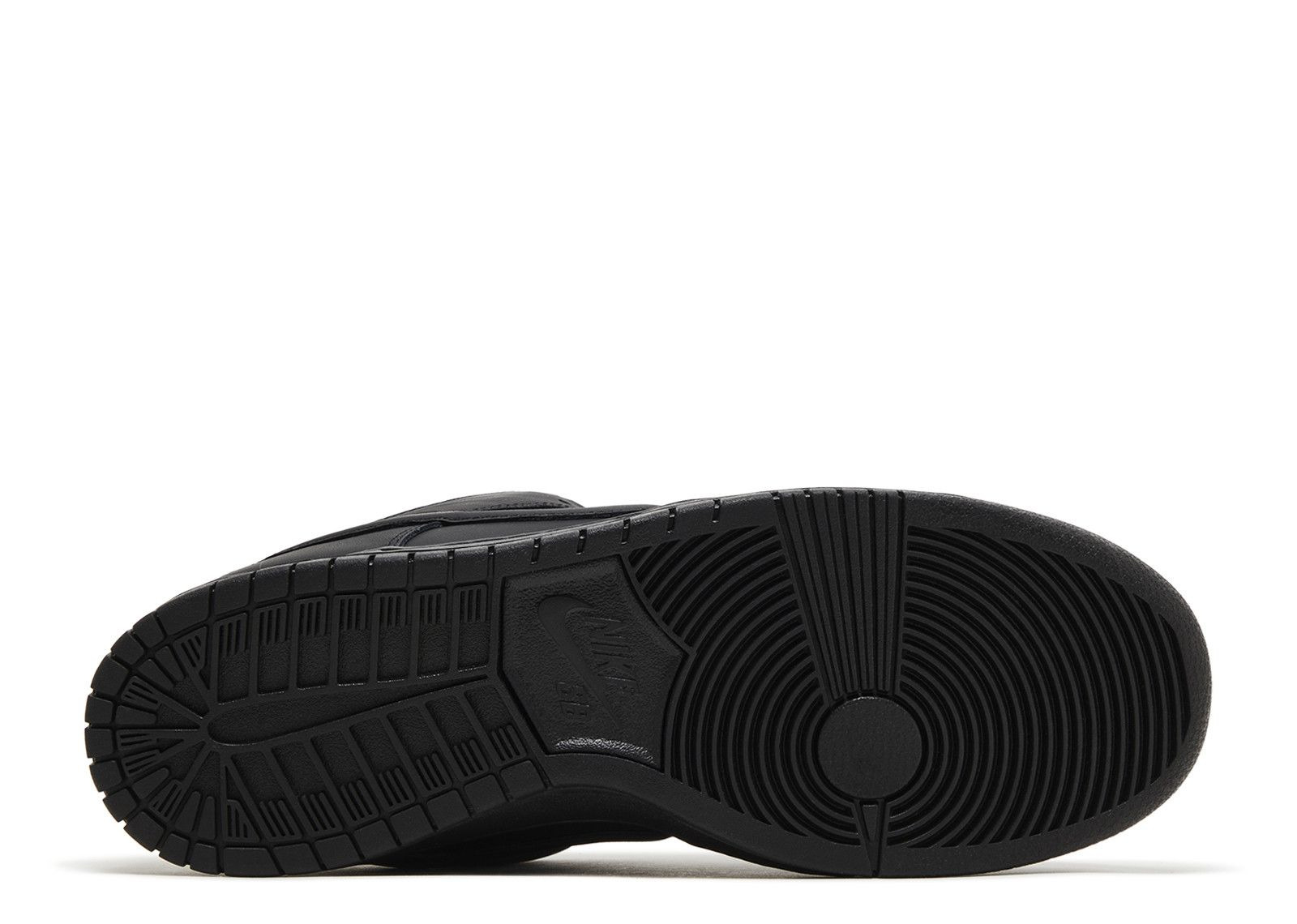 DUNK LOW PRO SB 'TRIPLE BLACK' - 4