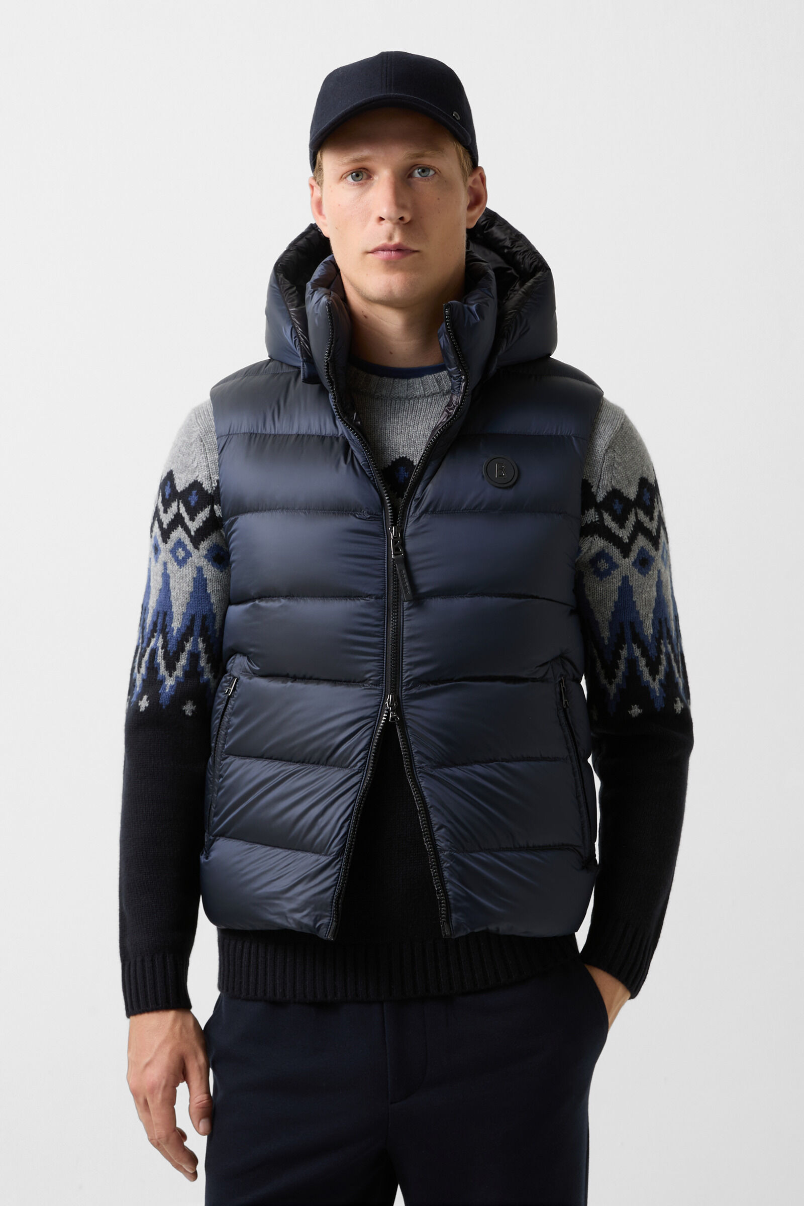 Holger down vest in Dark blue - 2