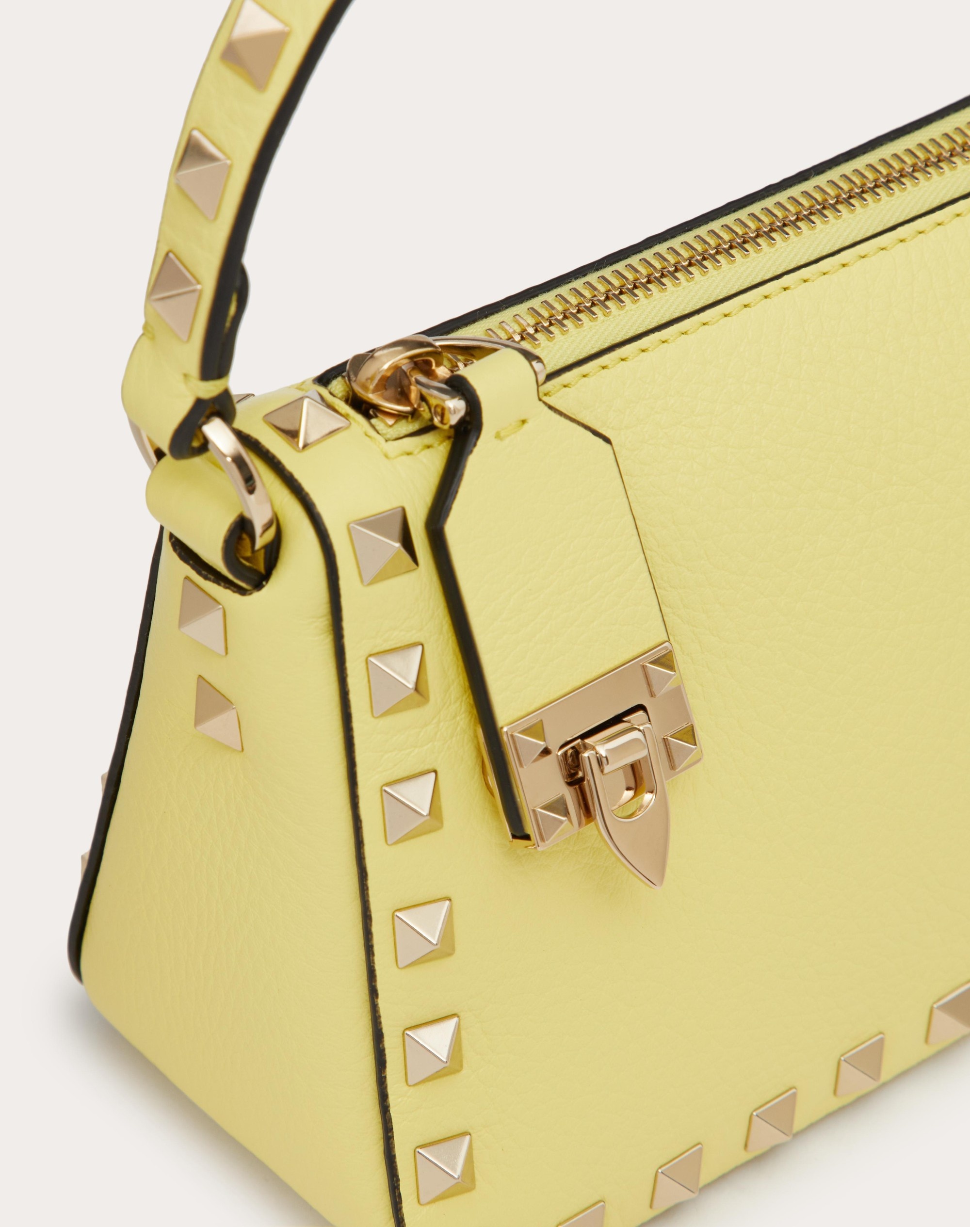 SMALL ROCKSTUD GRAINY CALFSKIN CROSSBODY BAG - 7