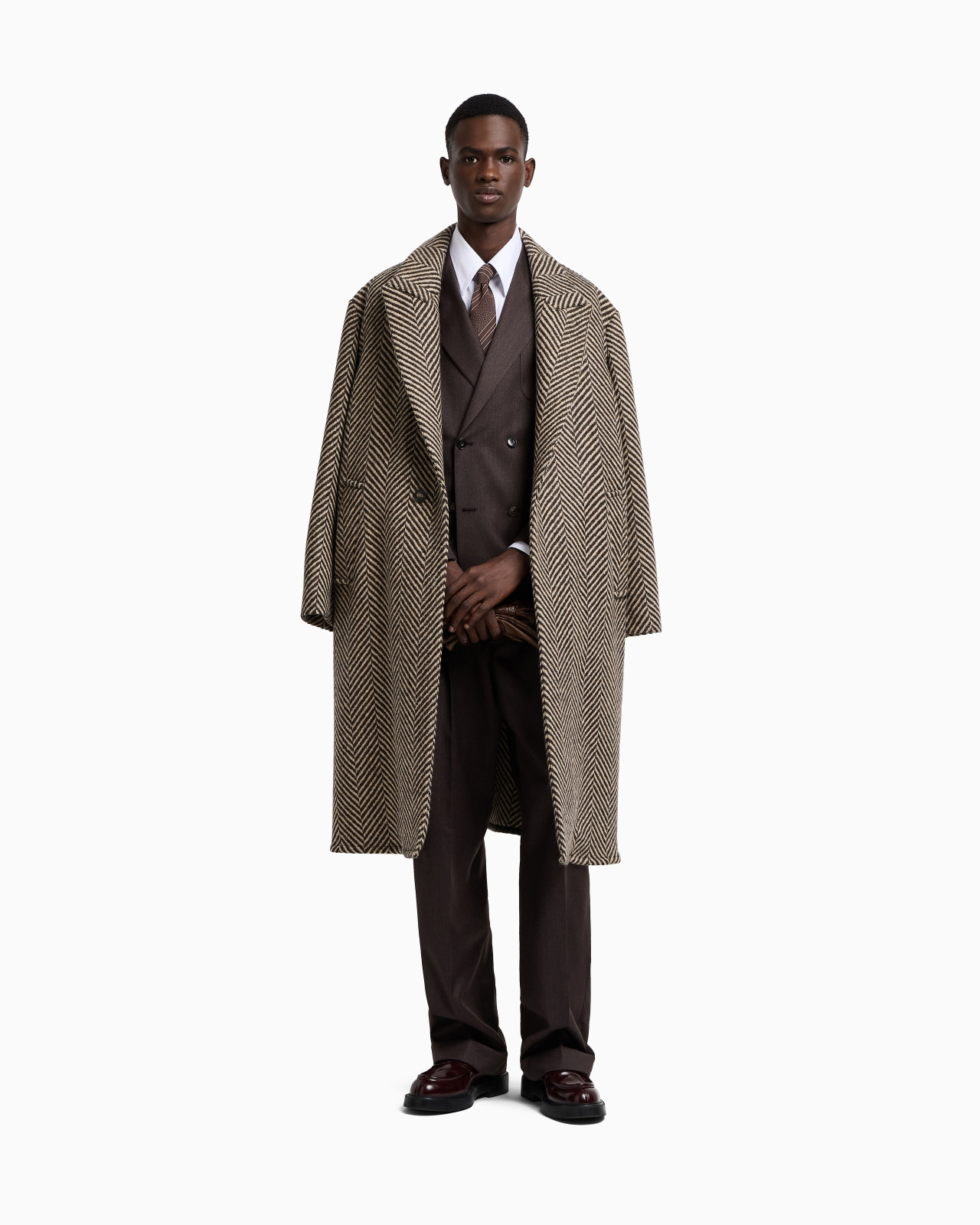 SINGLE-BREASTED COAT IN A CHEVRON WOOL TWEED - 2