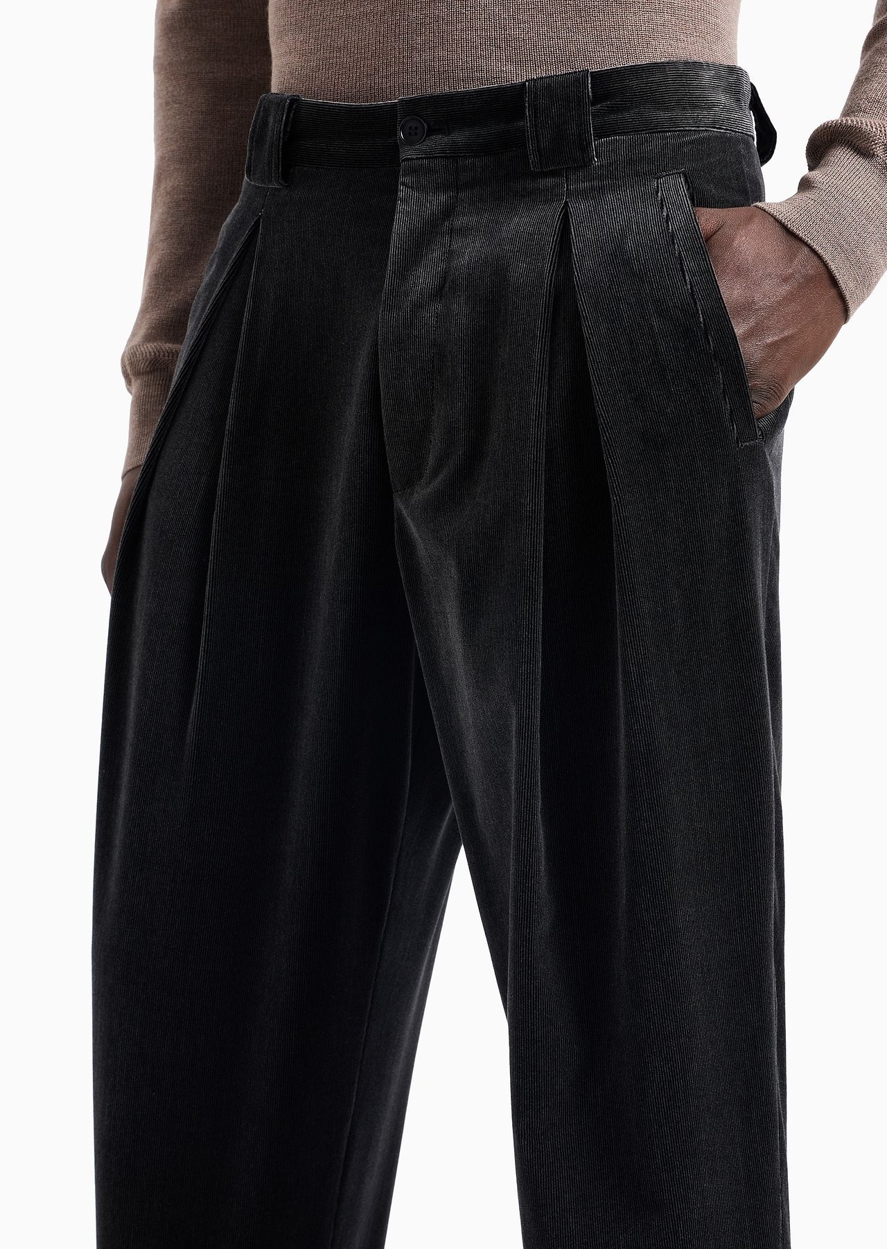 Single-pleat velvet trousers - 5