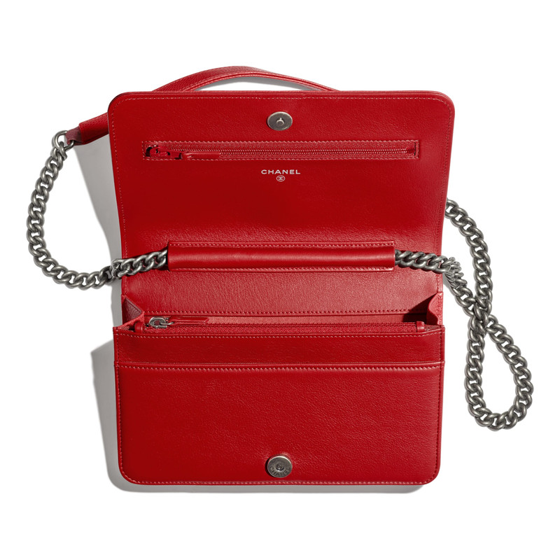 BOY CHANEL Wallet on Chain 3