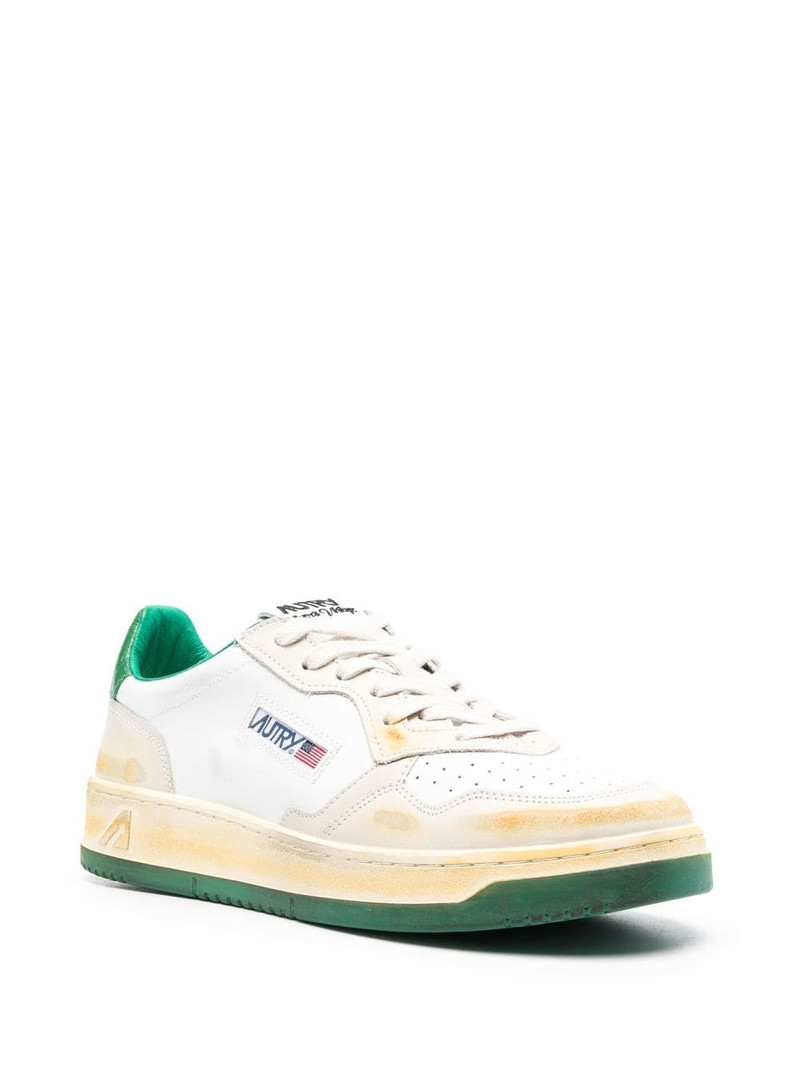 AUTRY Medalist low-top sneakers outlook