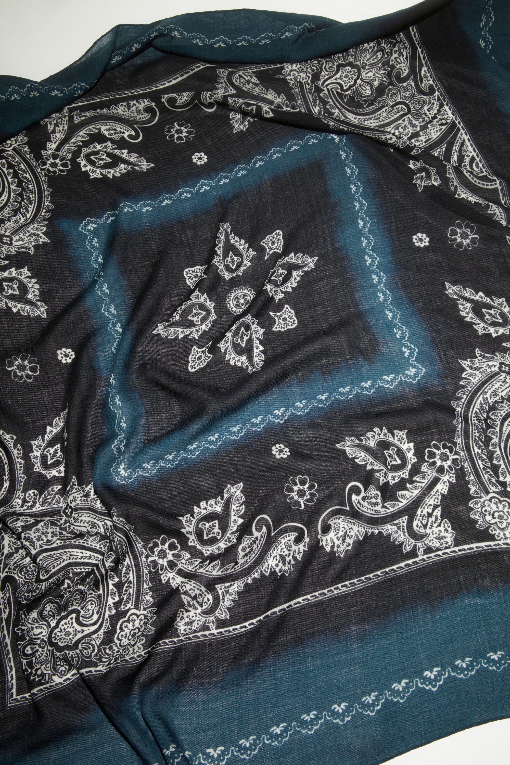 Printed scarf - Denim blue/black - 4