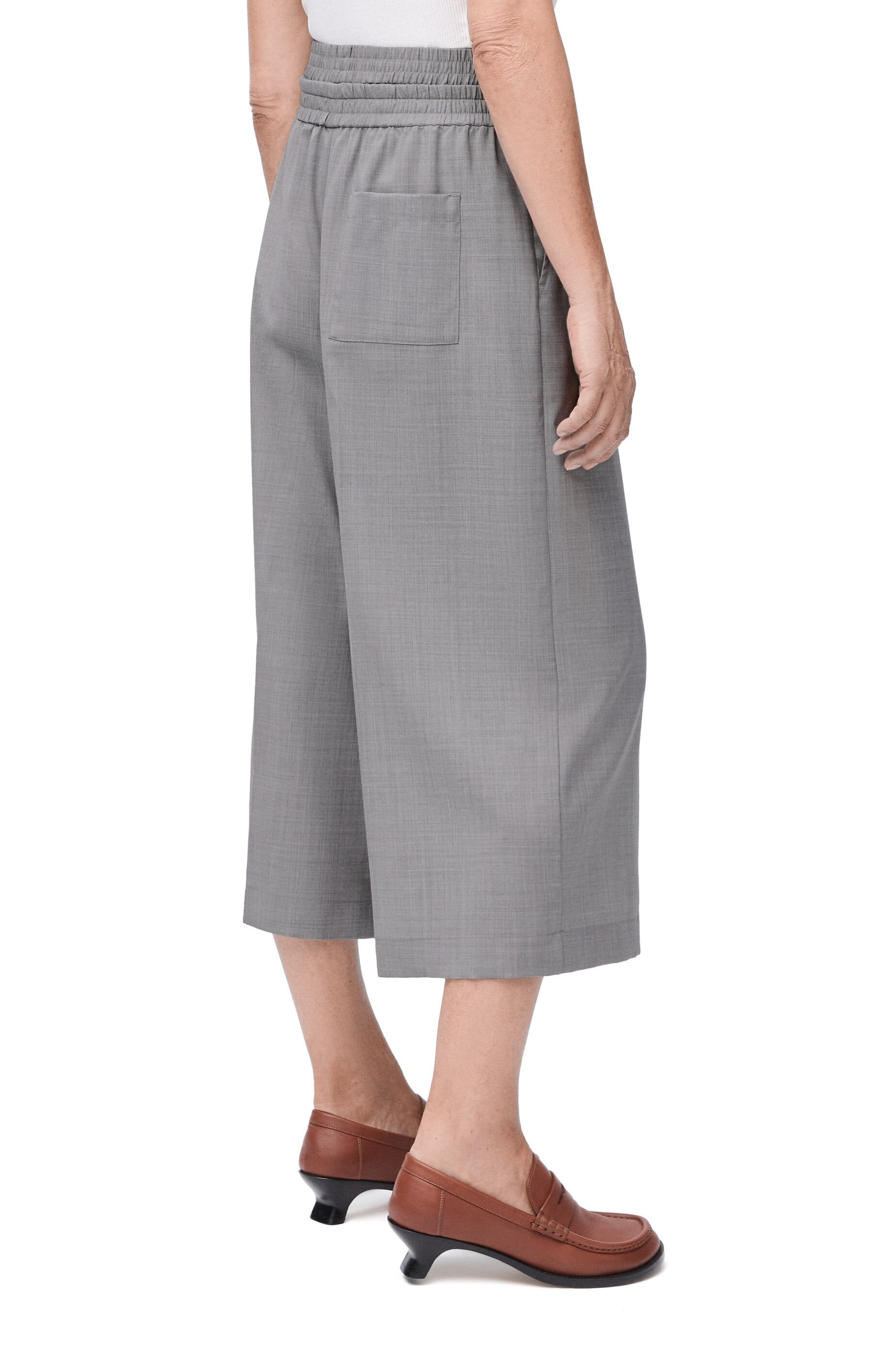 Cropped trousers in wool - 4