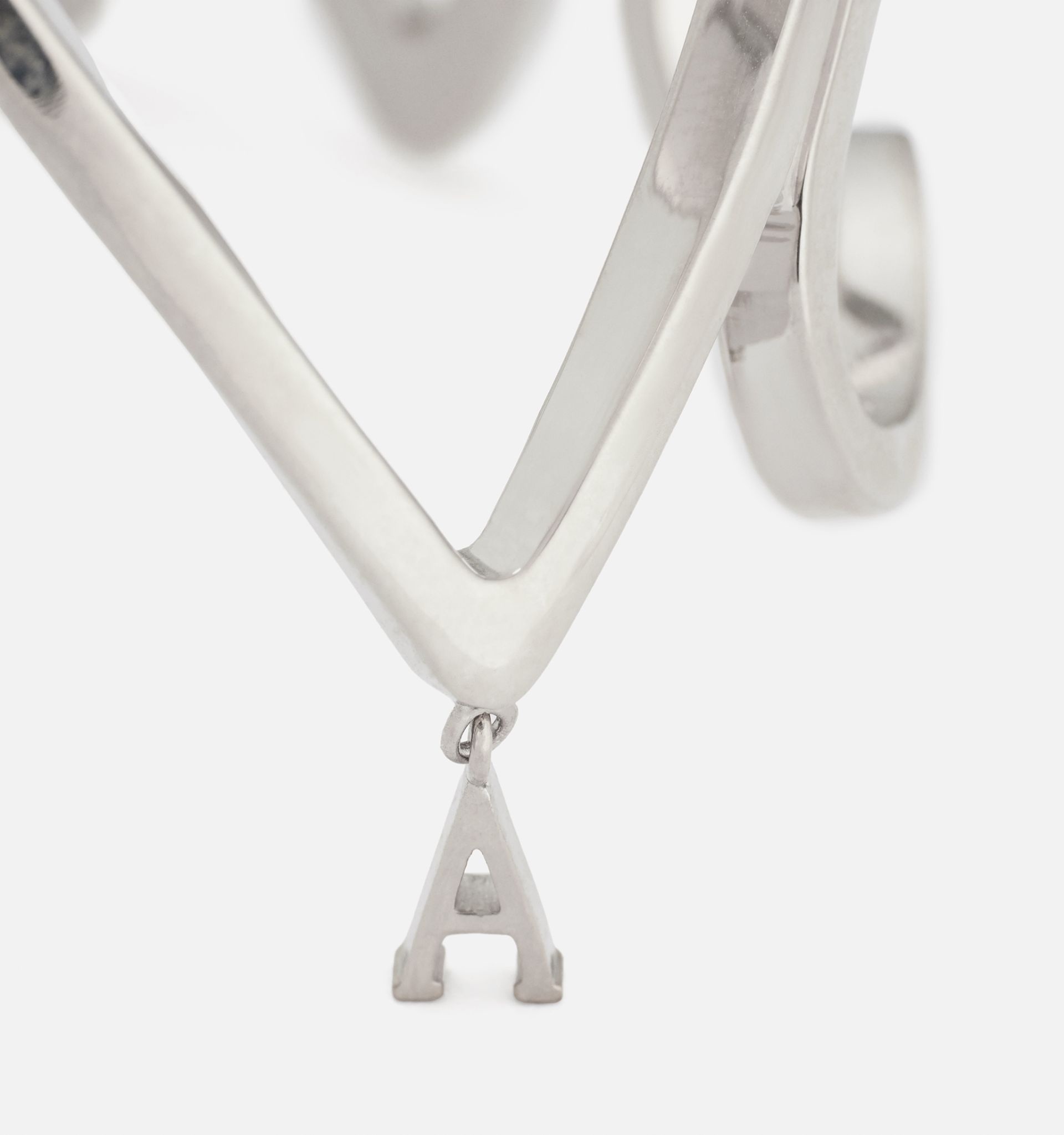 Oversize Upside Down Hearts Bracelet - 4