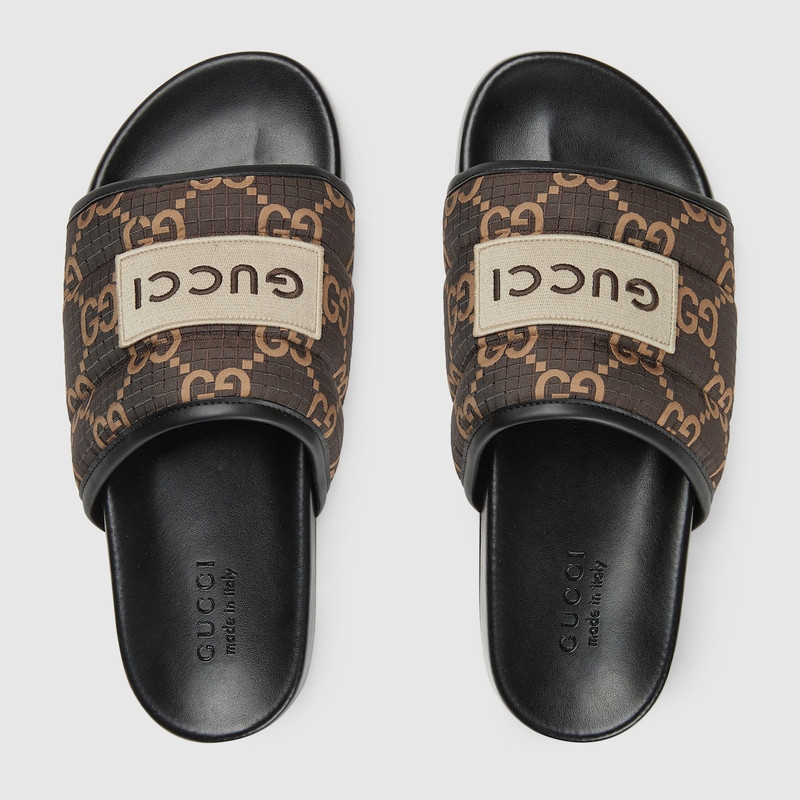 GUCCI Men's GG slide sandal outlook