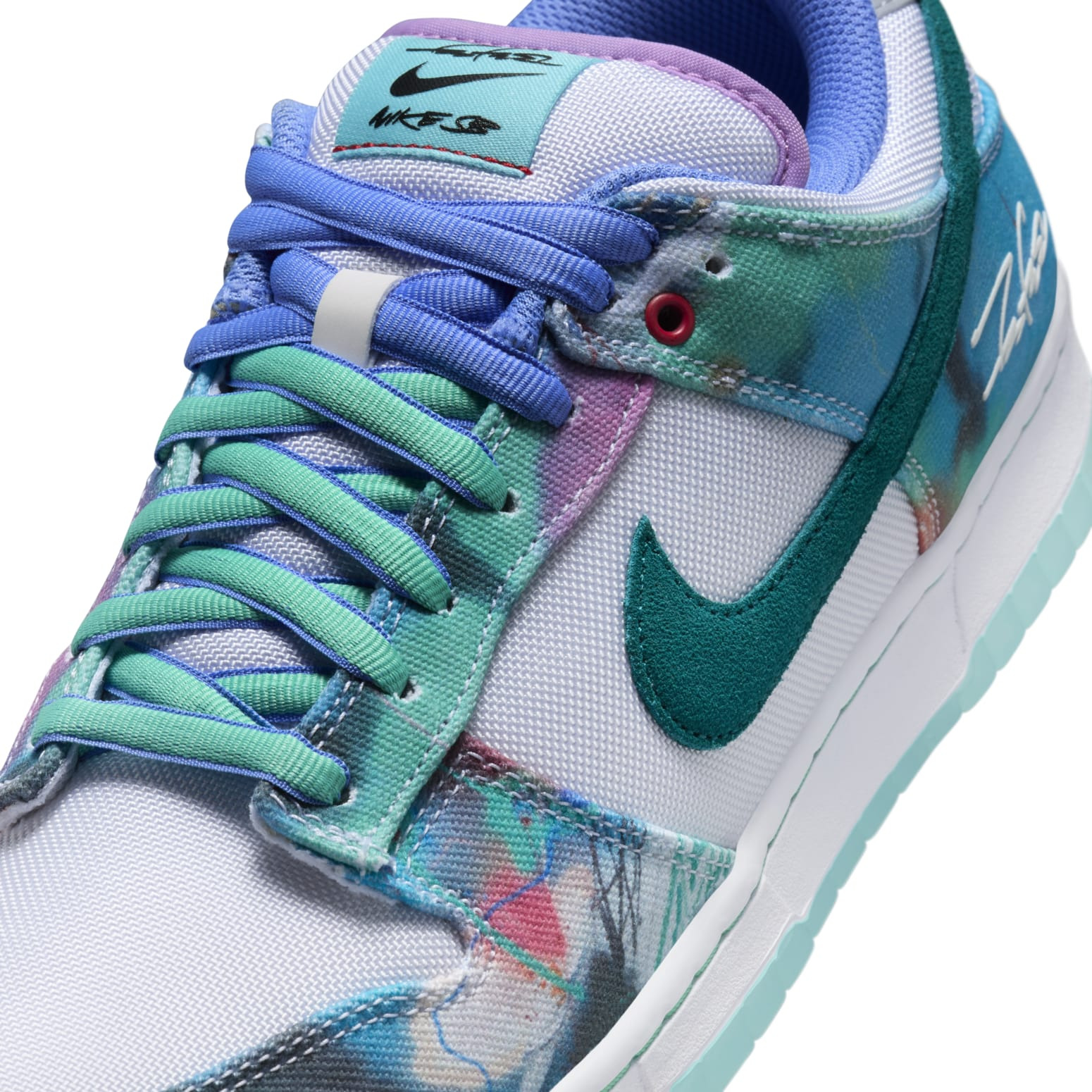 Nike x Futura Laboratories SB Dunk Low 'Bleached Aqua' HF6061-400 - 7