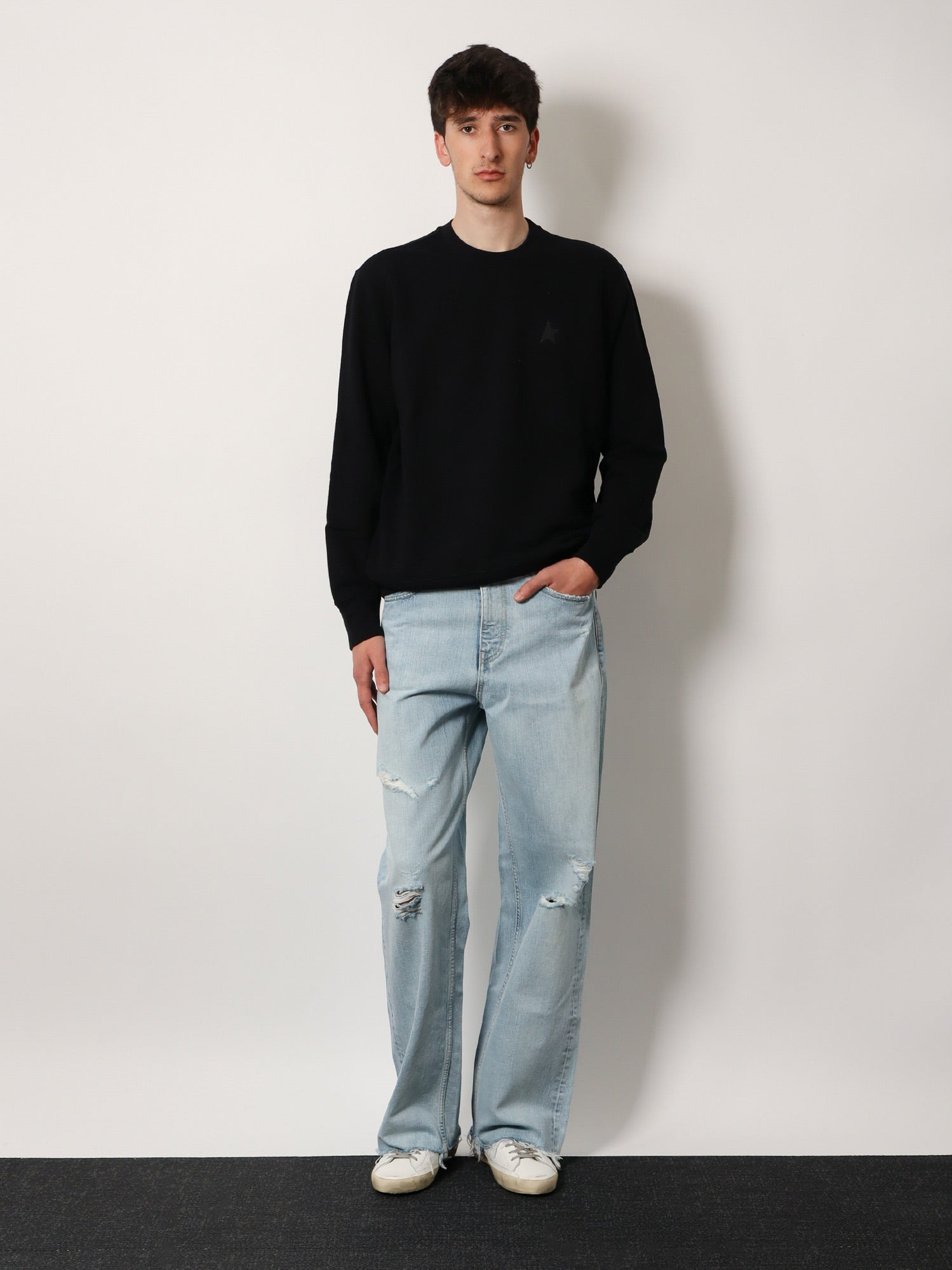 Golden Goose Deluxe Brand Cotton Sweatshirt With Iconic Frontal Star - 2