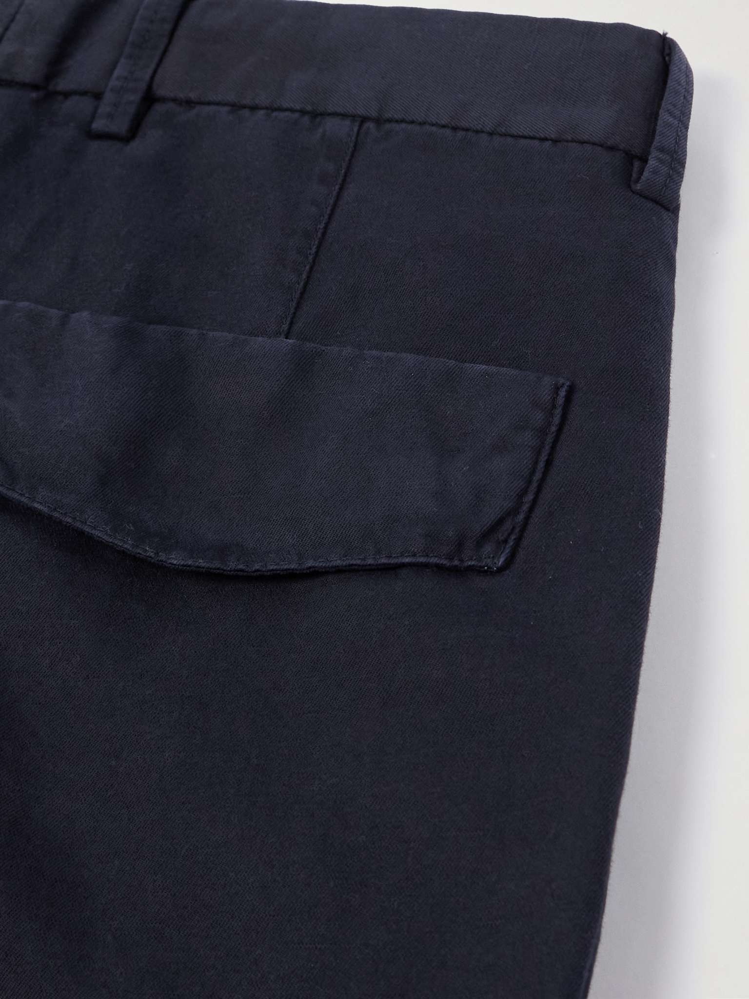 Straight-Leg Pleated Cotton and Linen-Blend Twill Shorts - 5