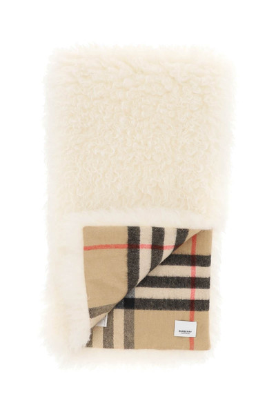 Burberry CASHMERE AND MOHAIR REVERSIBLE SCARF outlook