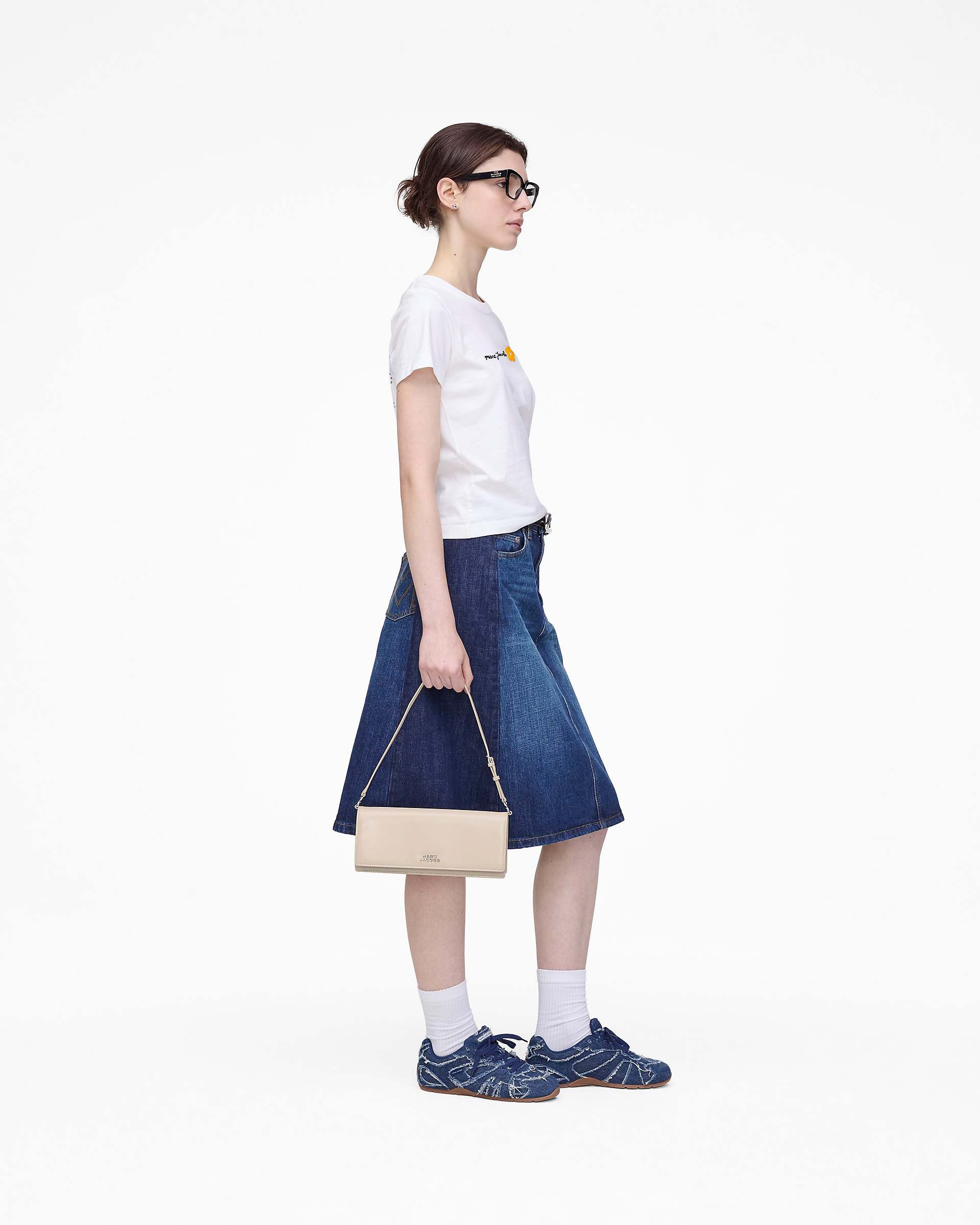 DAISY LOGO SLIM TEE - 3