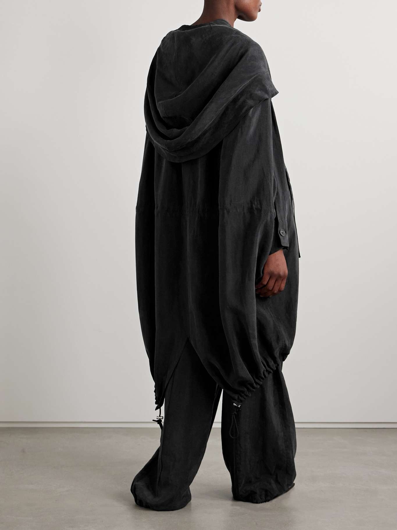 Oversized hooded TENCEL™ Lyocell jacket Black - 4