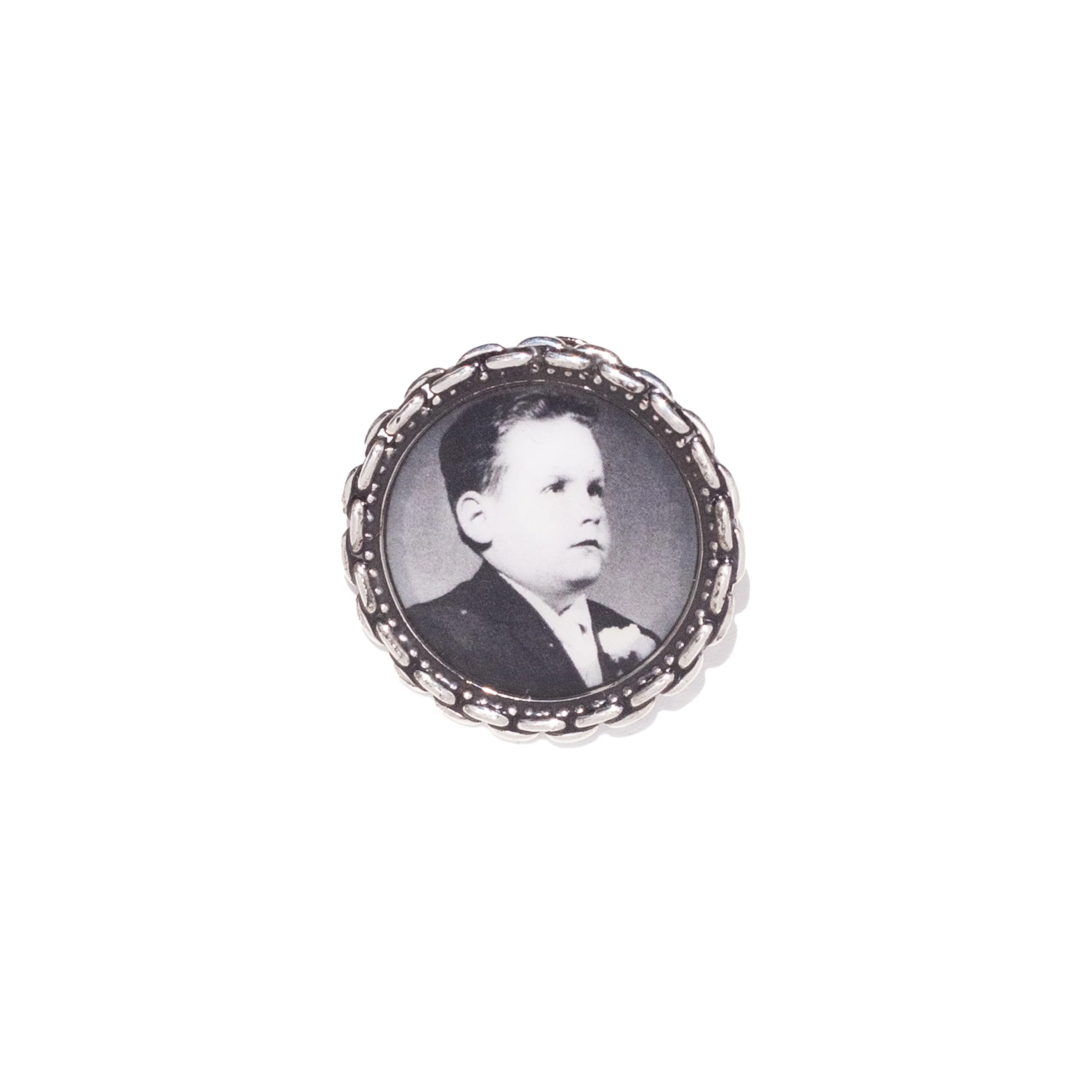 BOY BROOCH FRAME - 1