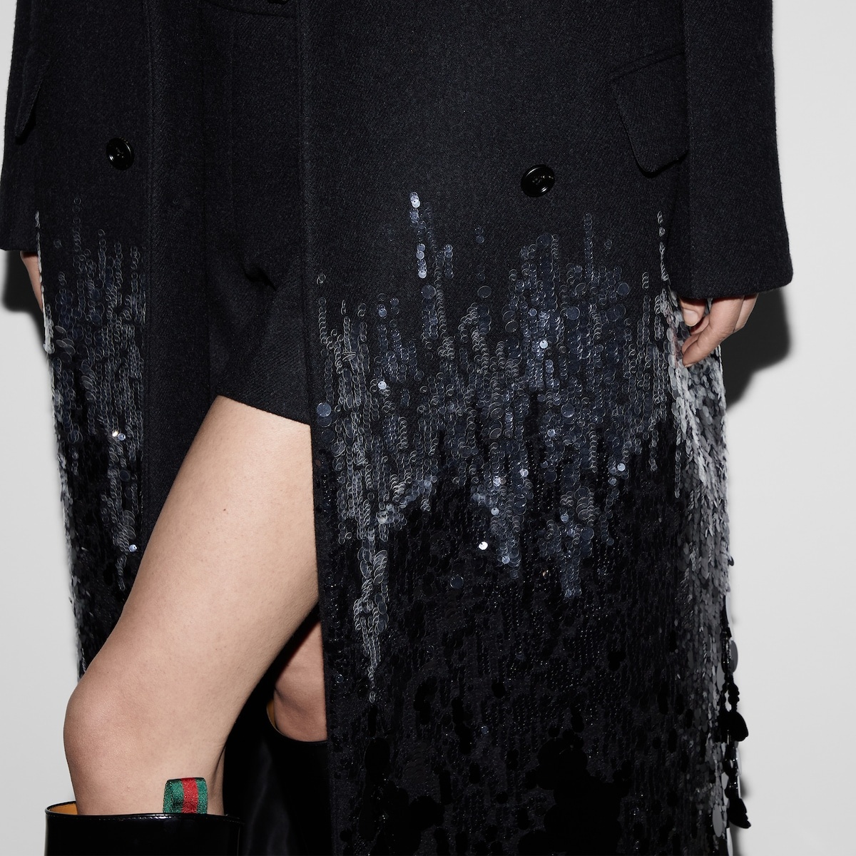 Batavia wool coat with embroidery - 5