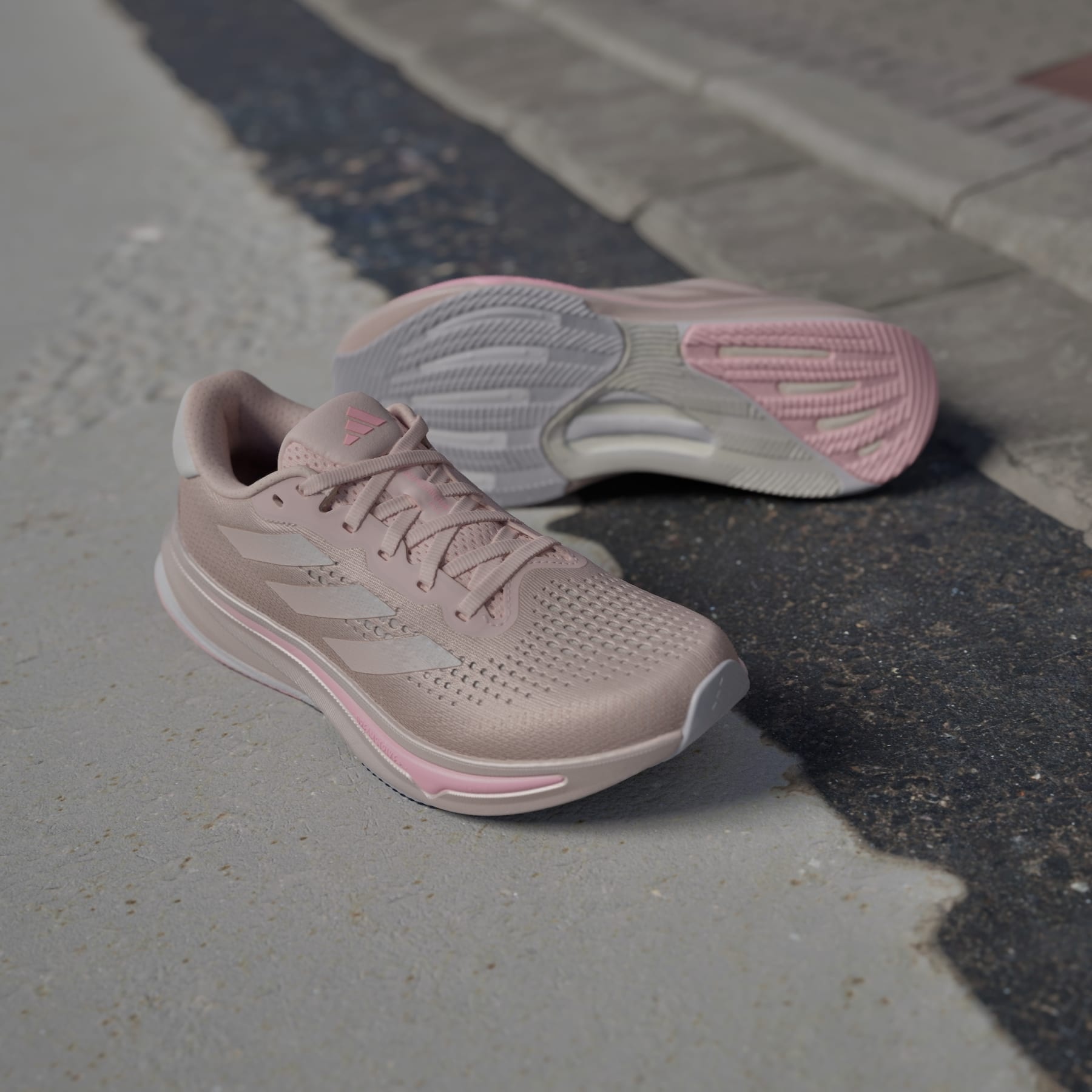 Supernova Rise Running Shoes - 7