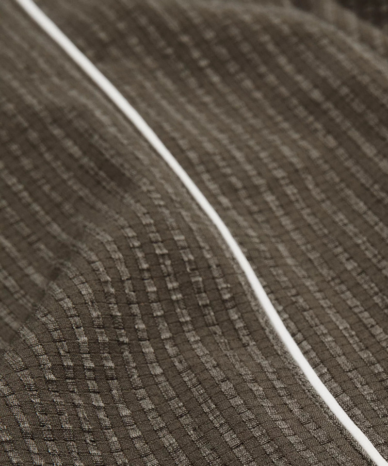 Seersucker WovenAir High-Rise Pleated Short 3.5" 6