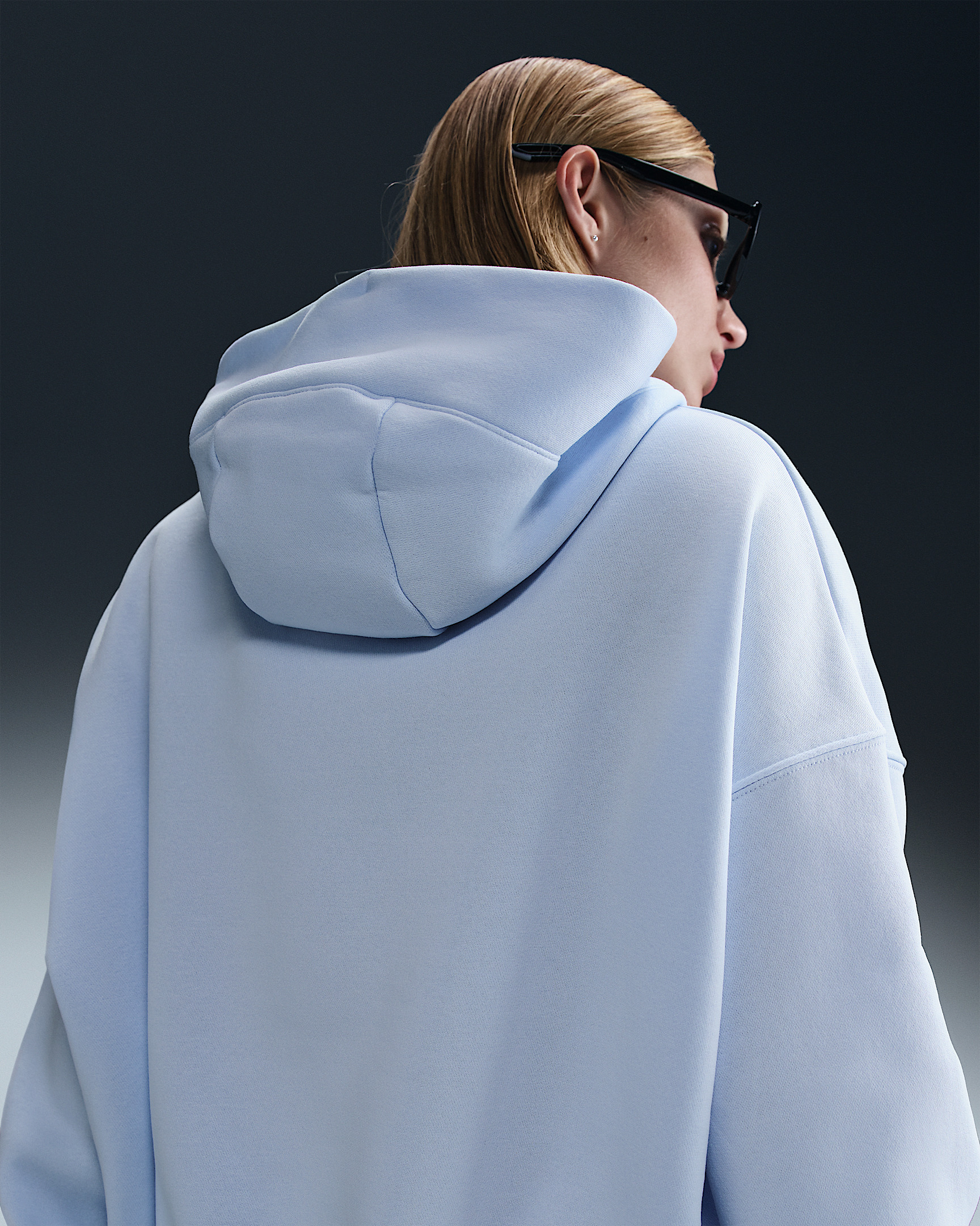 Nike Sportswear Phoenix Fleece Women's Over-Oversized Pullover Hoodie - 2