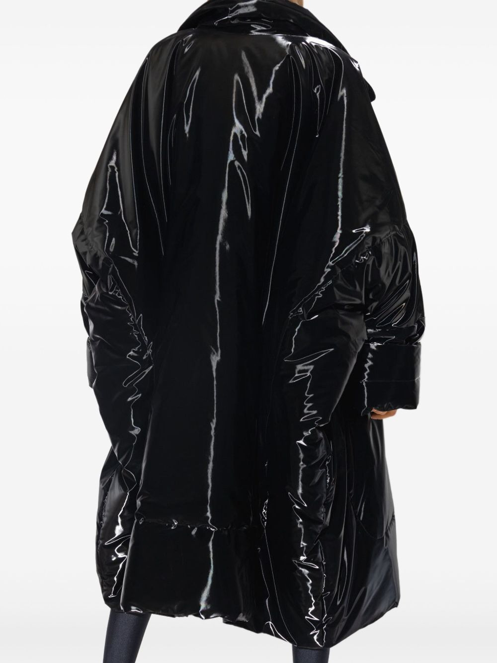 lacquered-finish oversized coat - 4