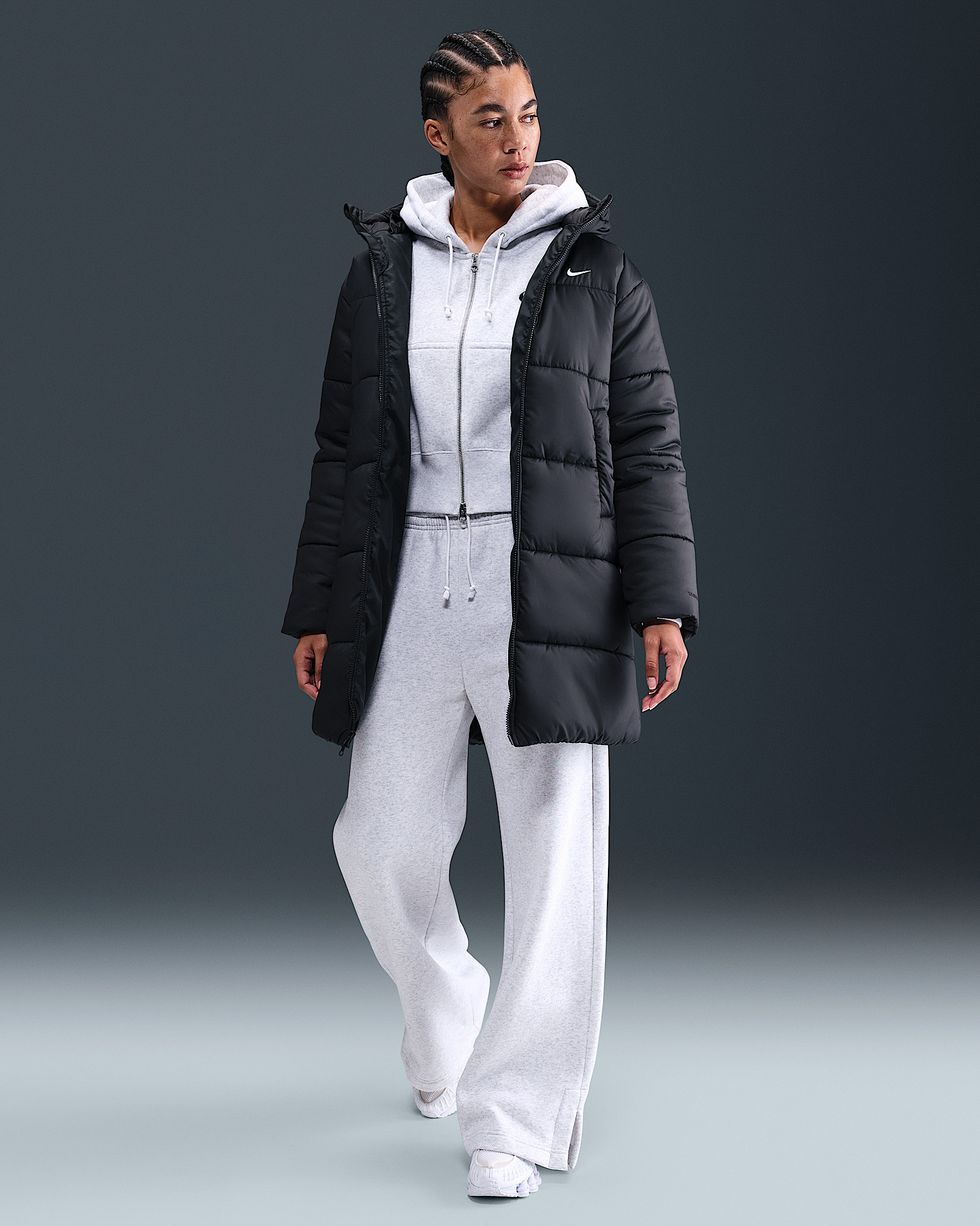 Nike Sportswear Classic Women's Therma-FIT Loose Hooded Parka - 4