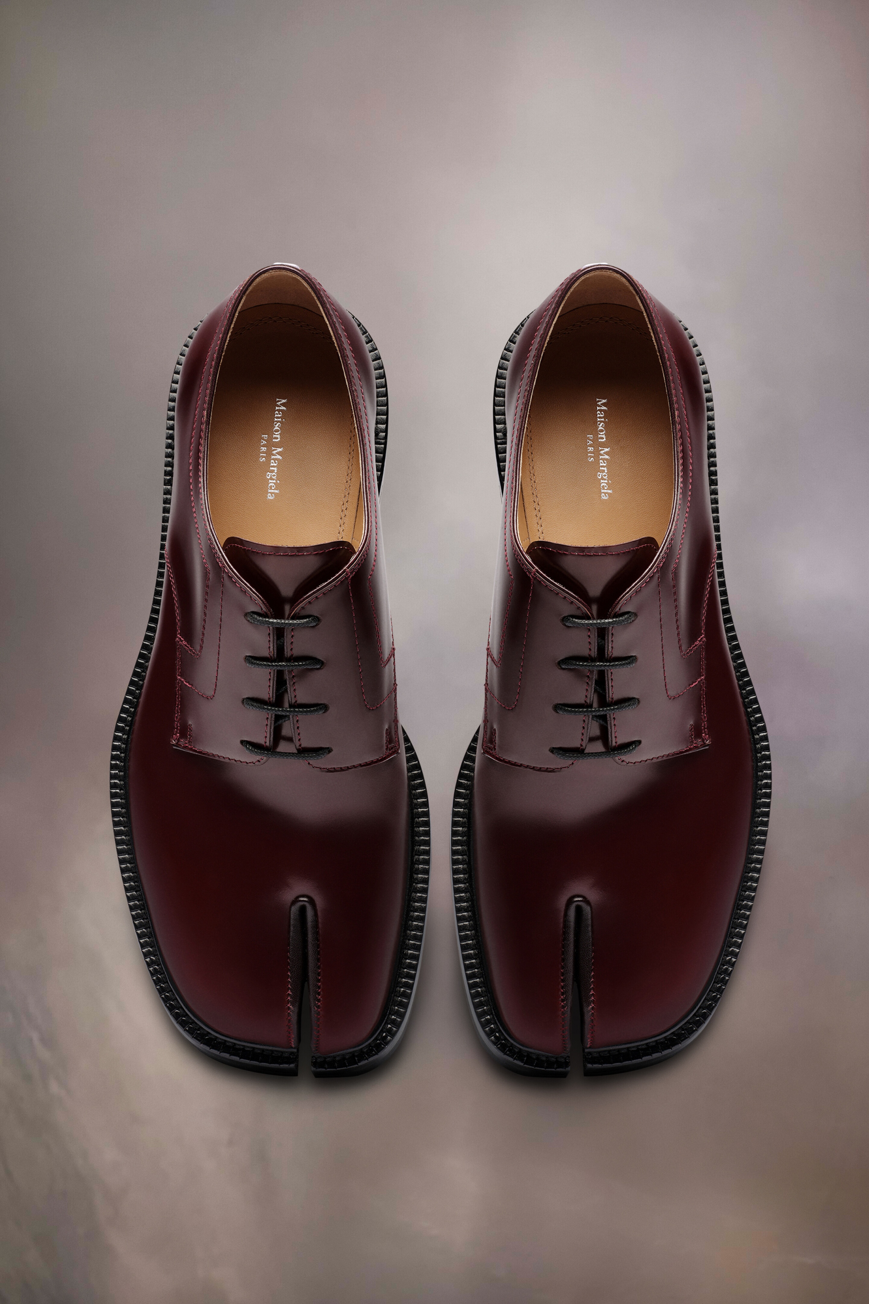 Maison Margiela Tabi lace-ups | REVERSIBLE
