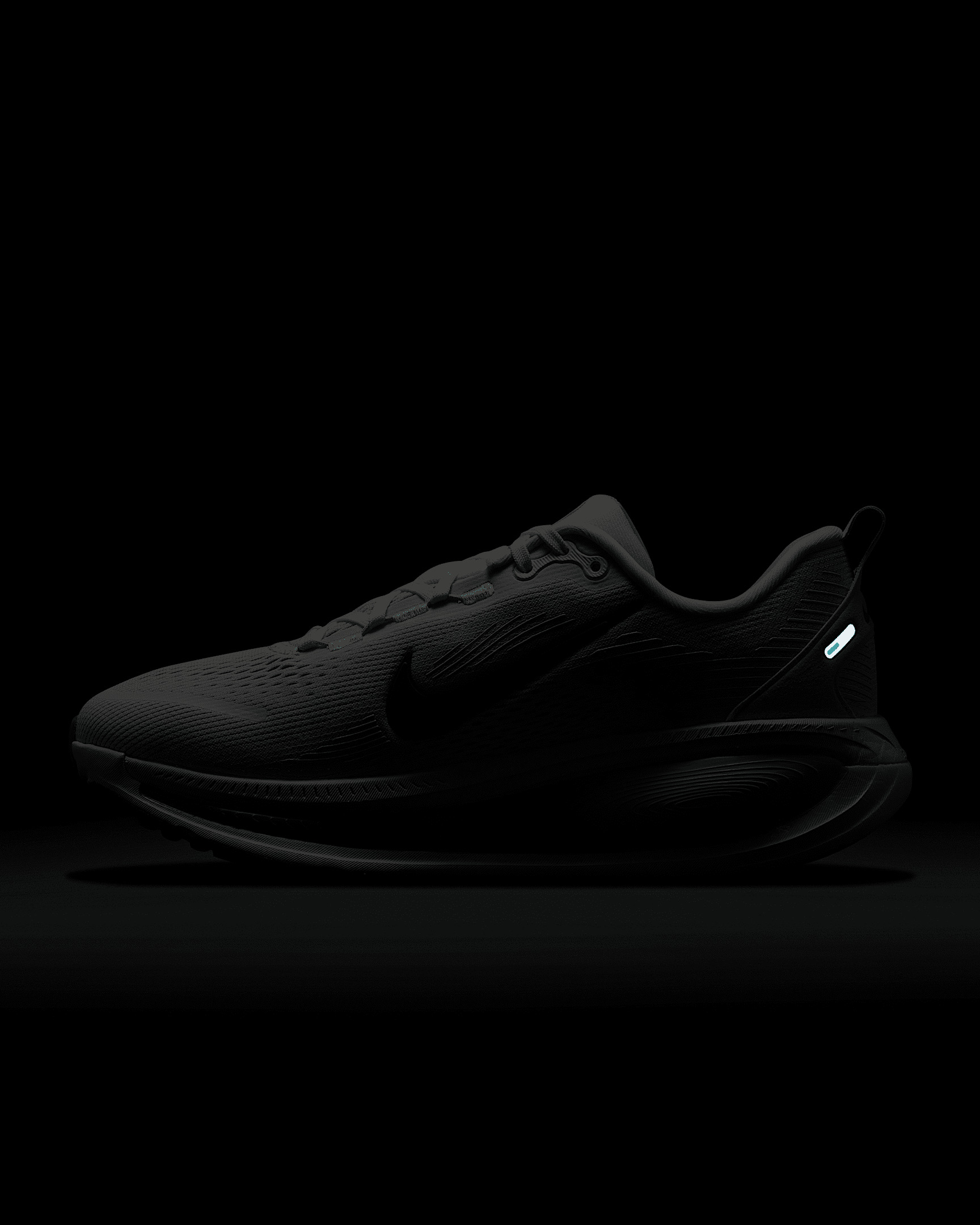 Nike Vomero 18 Women's Road Running Shoes - 11
