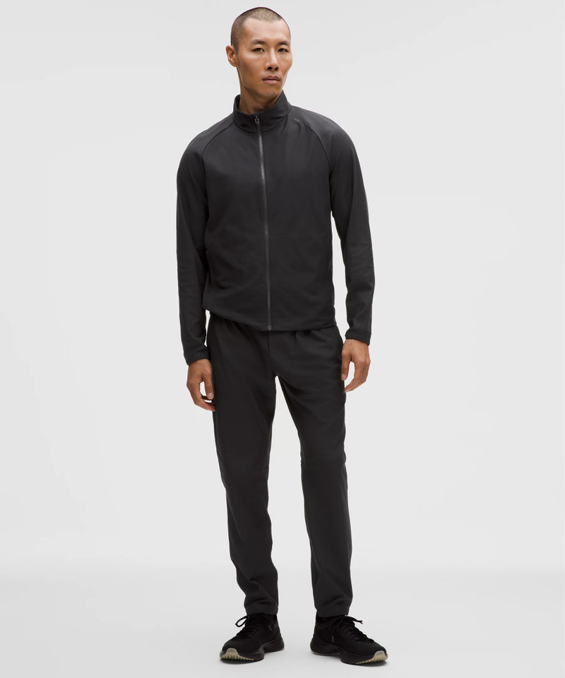 Knit-Warm-Up-Jogger-Regular 1