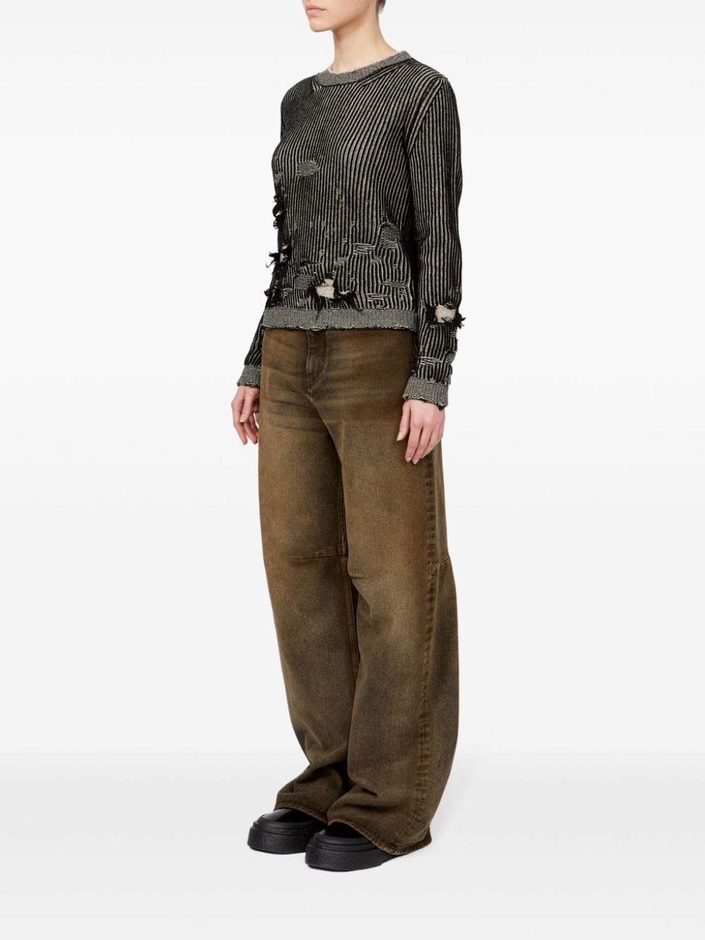 distressed-effect knitted jumper - 6