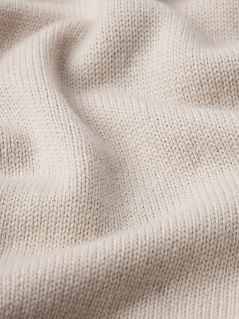 FRAME Woolen Cashmere Blend Sweater in Grey Beige outlook