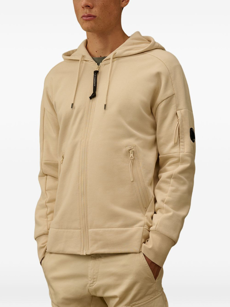 zip-fastening hoodie 3