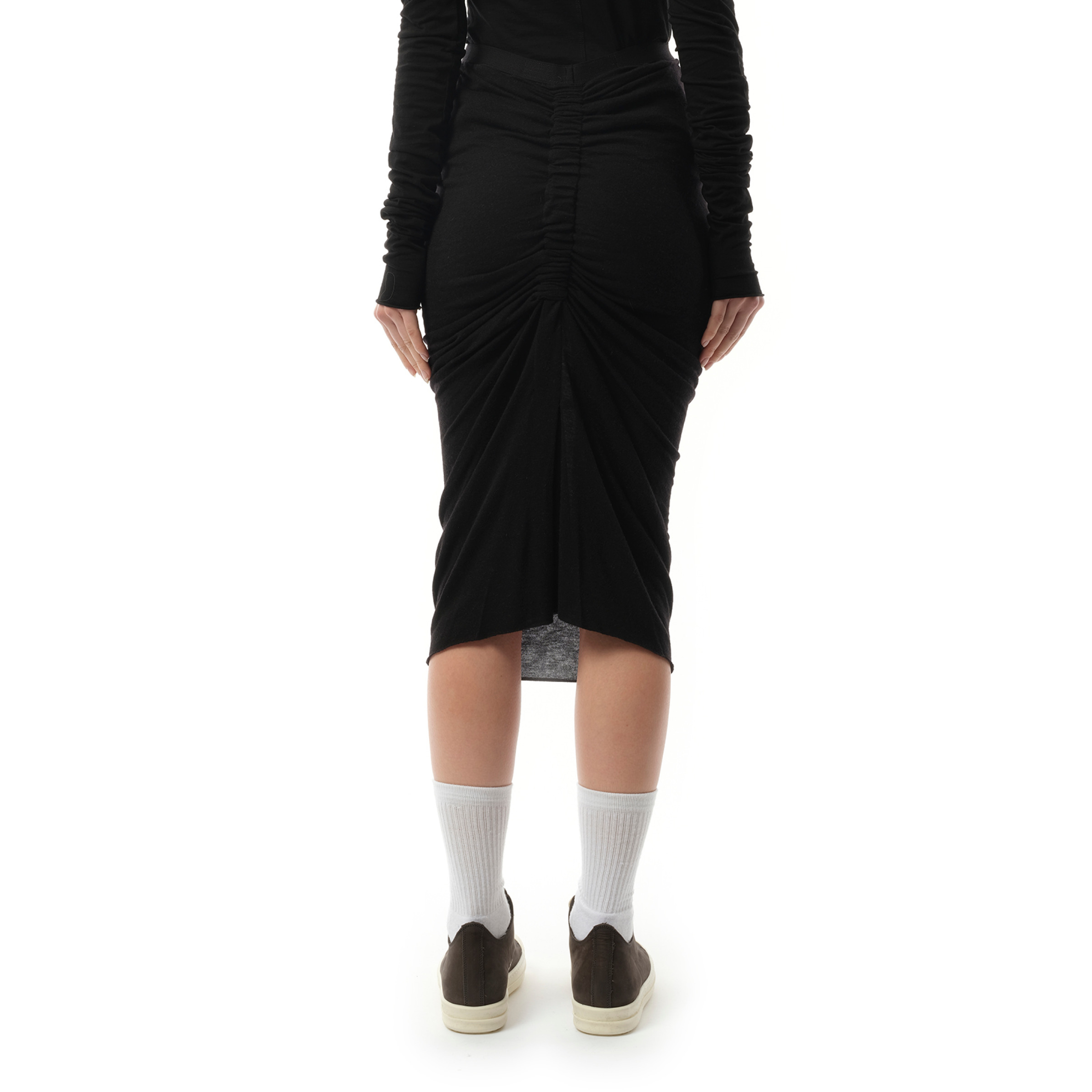 Shrimp Skirt in Black - 6