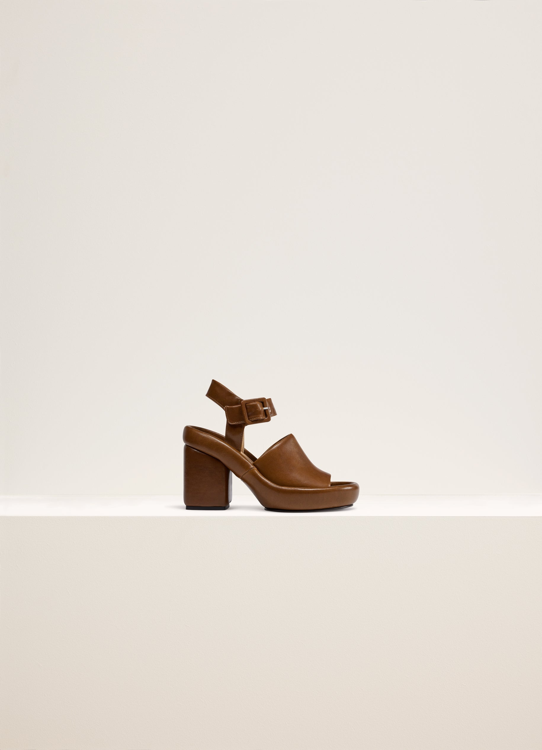 PADDED WEDGE SANDALS - 1