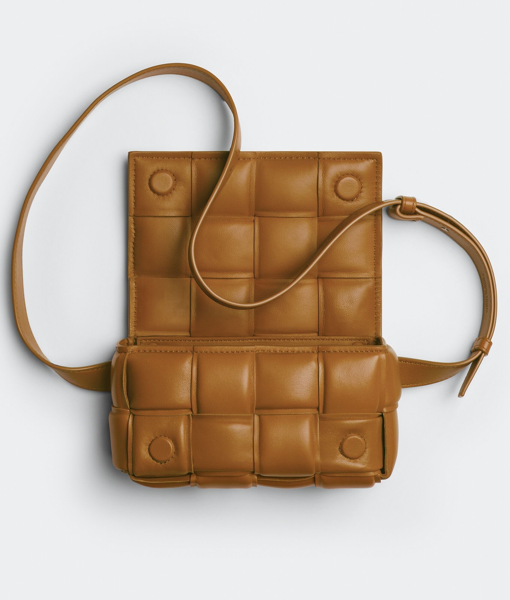 padded cassette belt bag 3