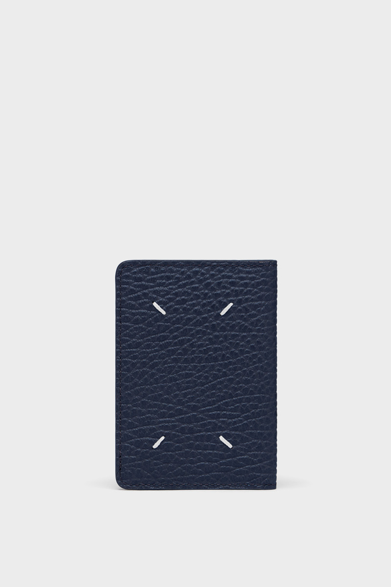 Four Stitches Card Holder 1