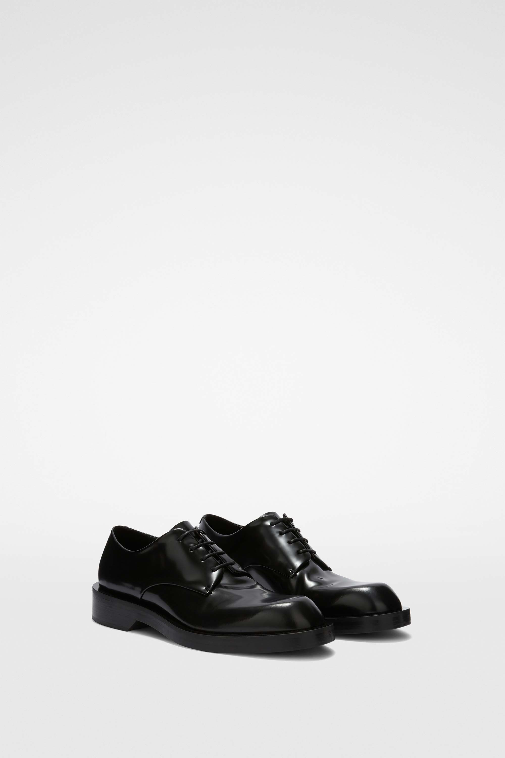 Lace-up Shoes - 7