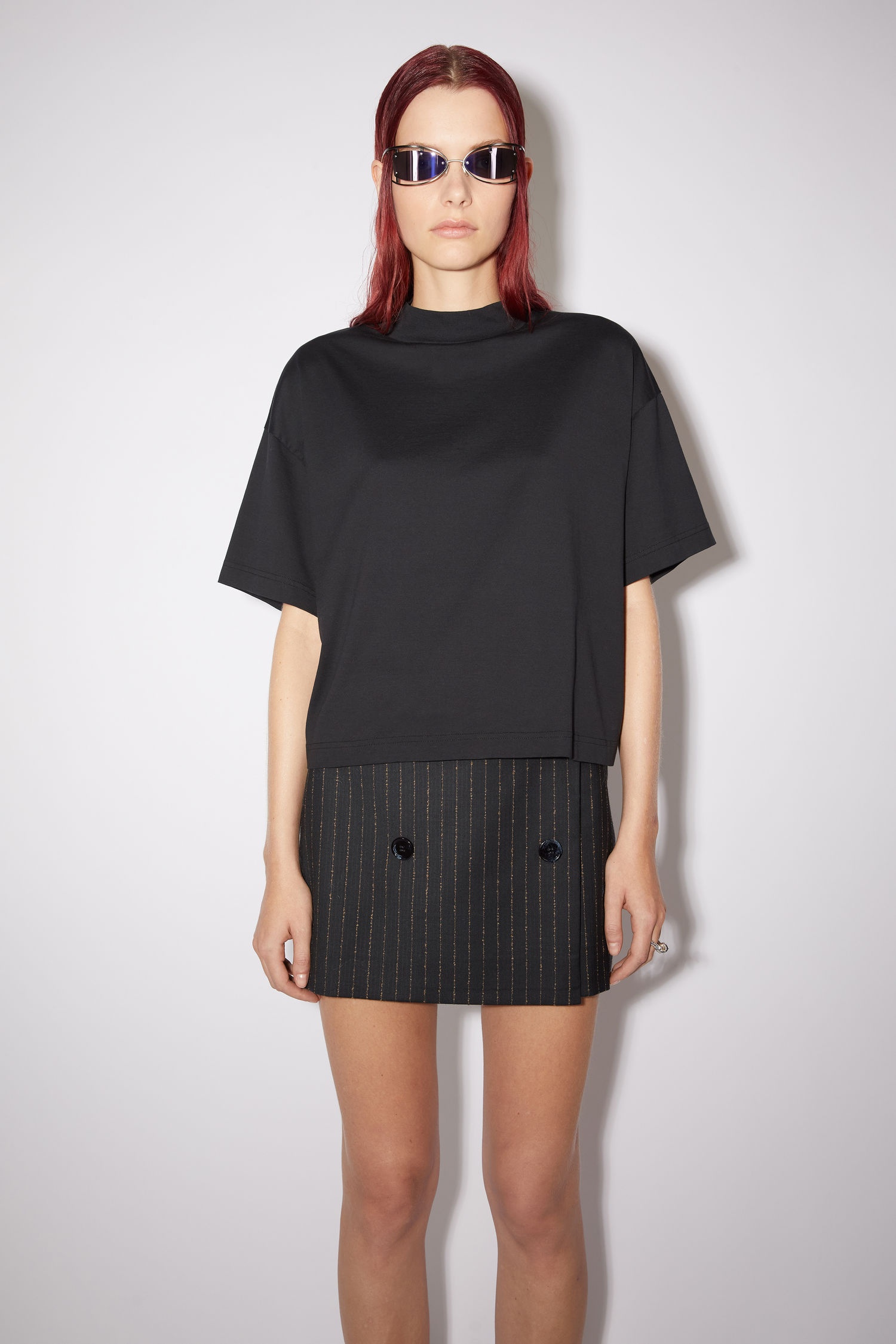 Boxy cropped t-shirt - Black - 2