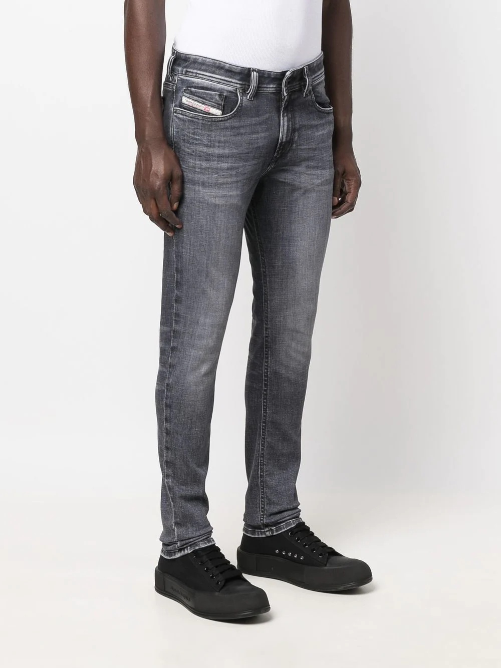 washed skinny-cut jeans - 3